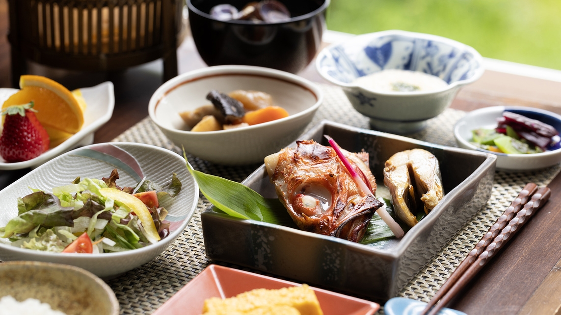 【朝食付き】地元「網走」の食材をたっぷり使った和定食