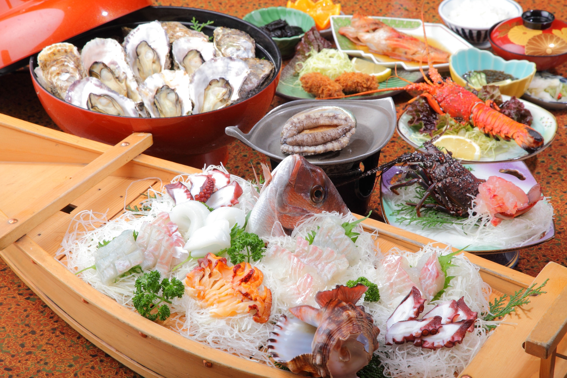 【個室夕食】まんぷくプラン【マイカー限定】伊勢海老２匹・あわび１匹・舟盛・焼き牡蠣会席