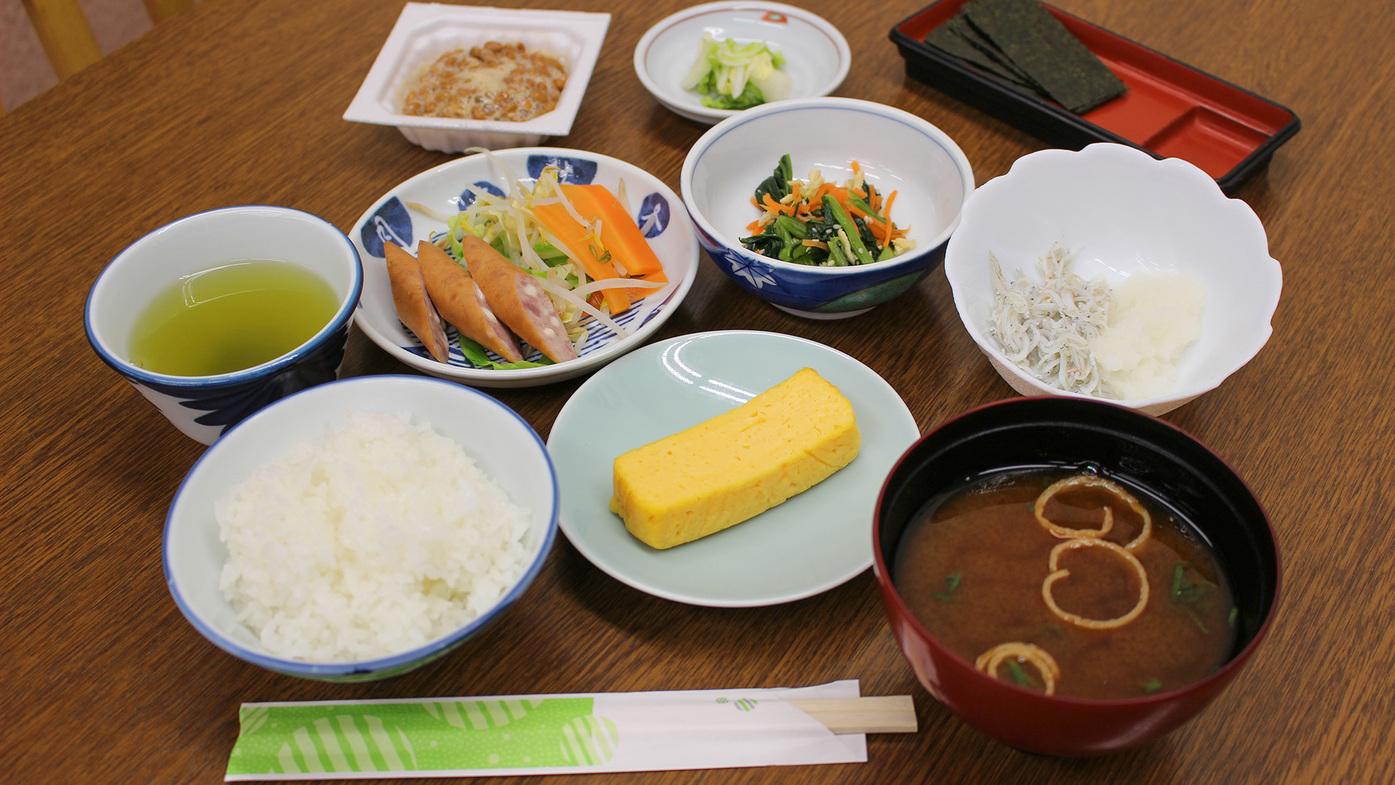 【朝食付き】お遍路さん・出張も安心！早めのスタート対応の日替わり和朝食