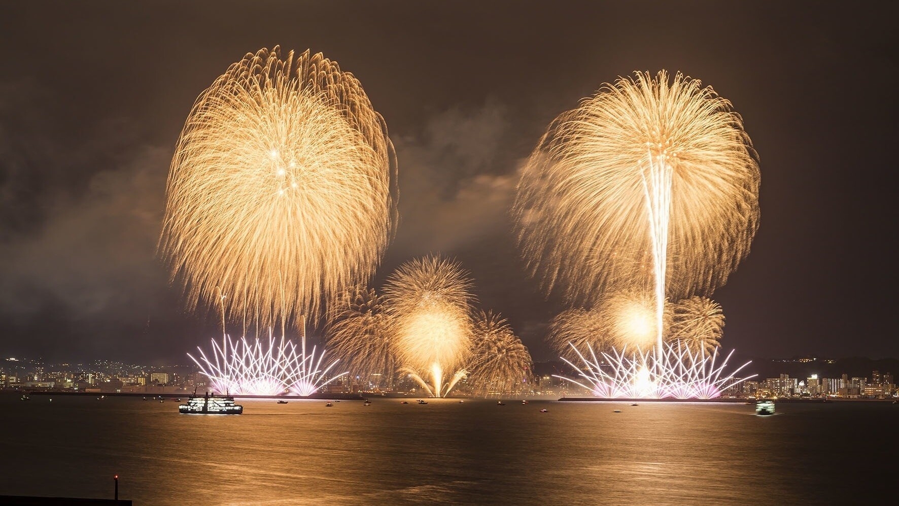 【8月29日限定】〜鹿児島の魅力を満喫〜花火大会観覧席＆選べる朝食付プラン