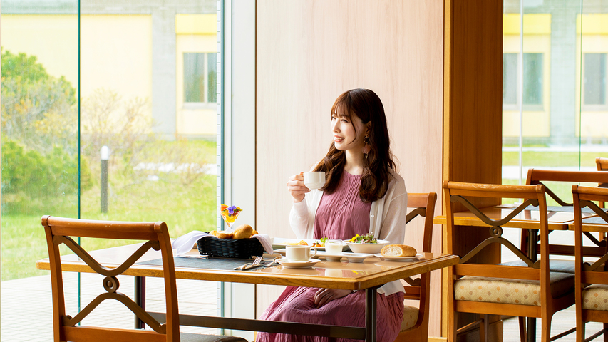 【朝食付】爽やかな一日の始まり。旬の素材を活かした朝食バイキング♪