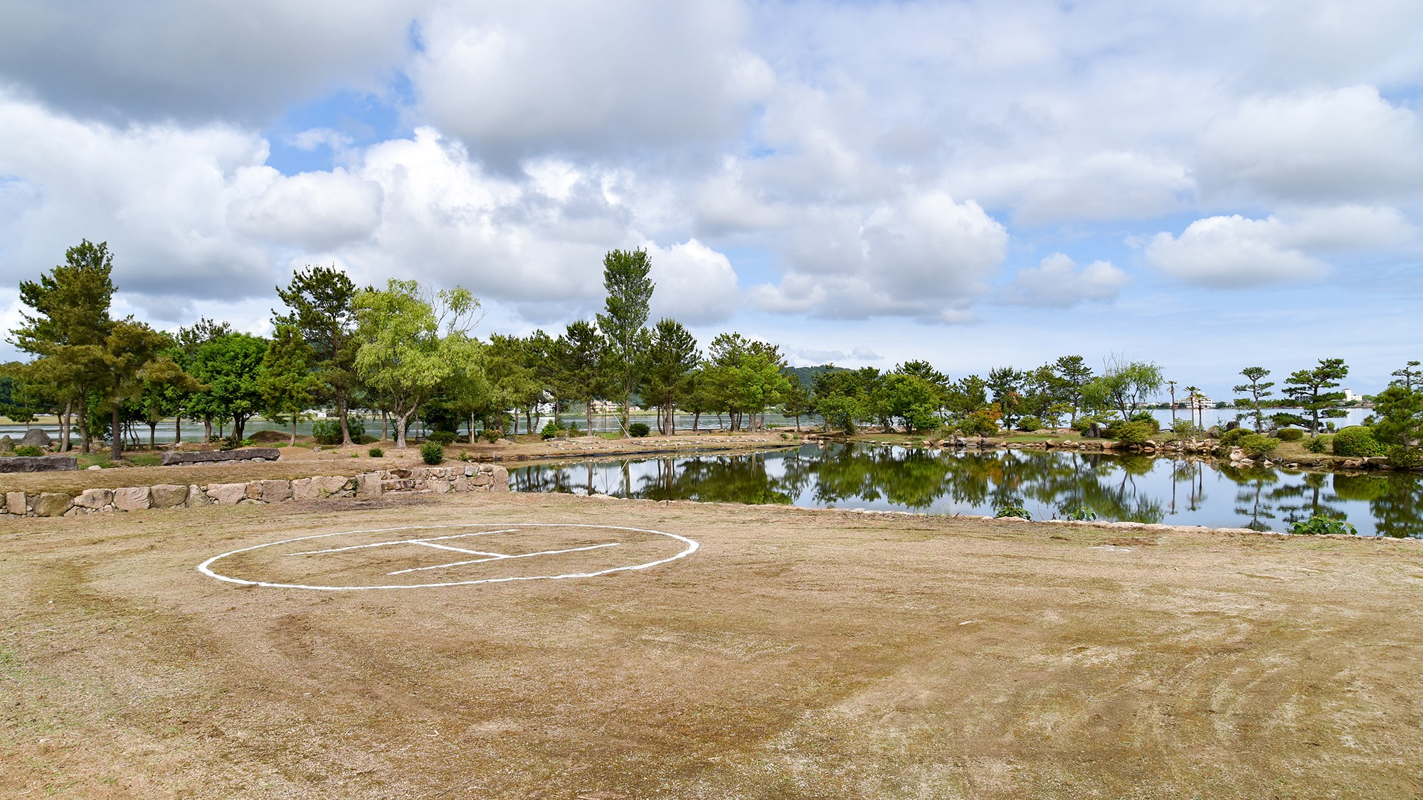 *［庭園／ヘリポート］庭園敷地内にヘリポート（東郷池場外離着陸場）を完備（利用時事前連絡要）