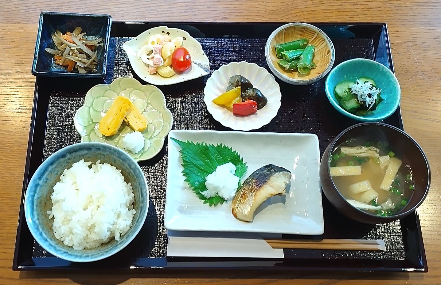 【スタンダードプラン】松任駅〜徒歩3分！金沢駅→松任駅も片道230円(約10分)で便利♪（朝食付き）