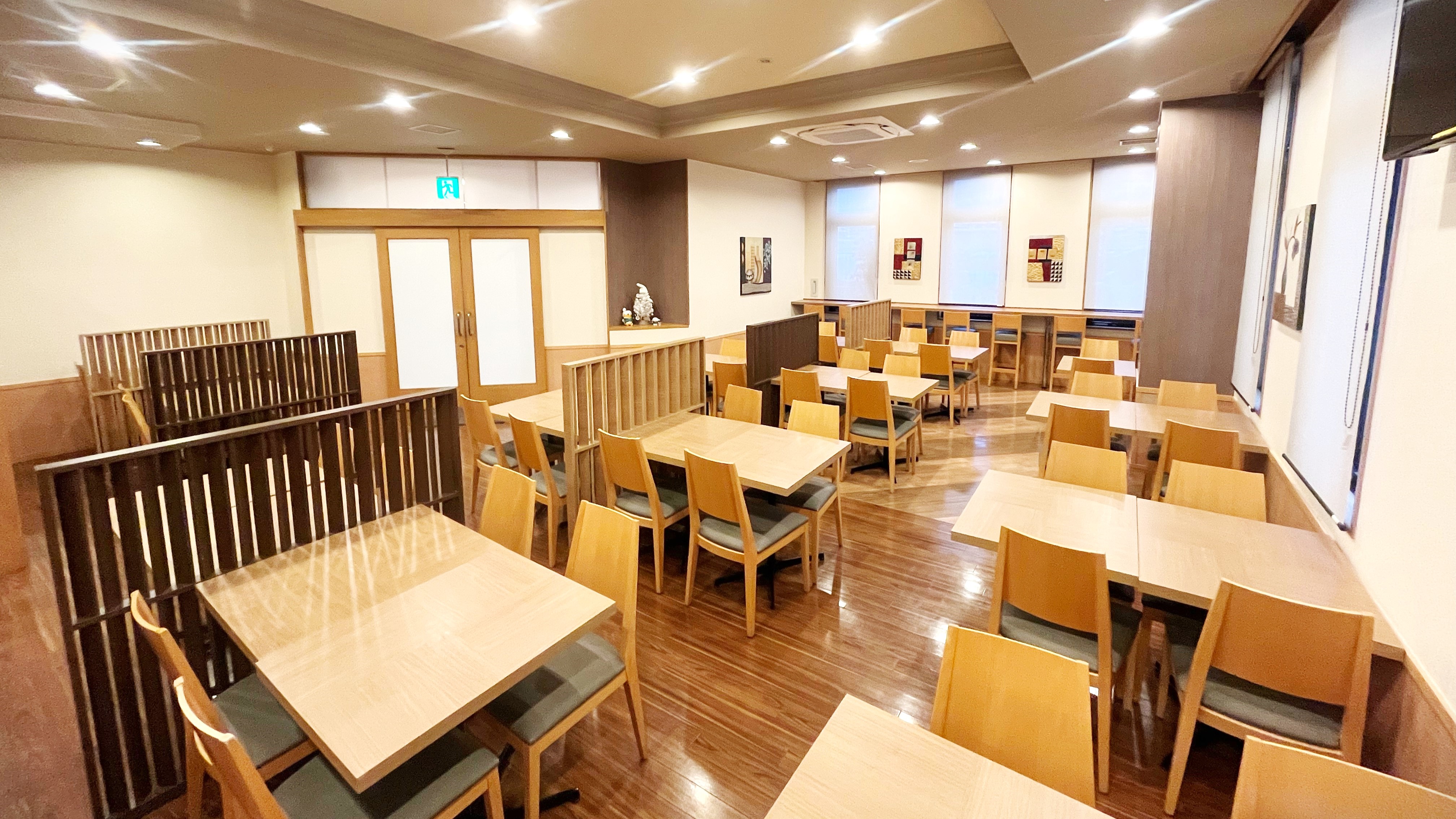 朝食・夕食レストラン会場＊１階