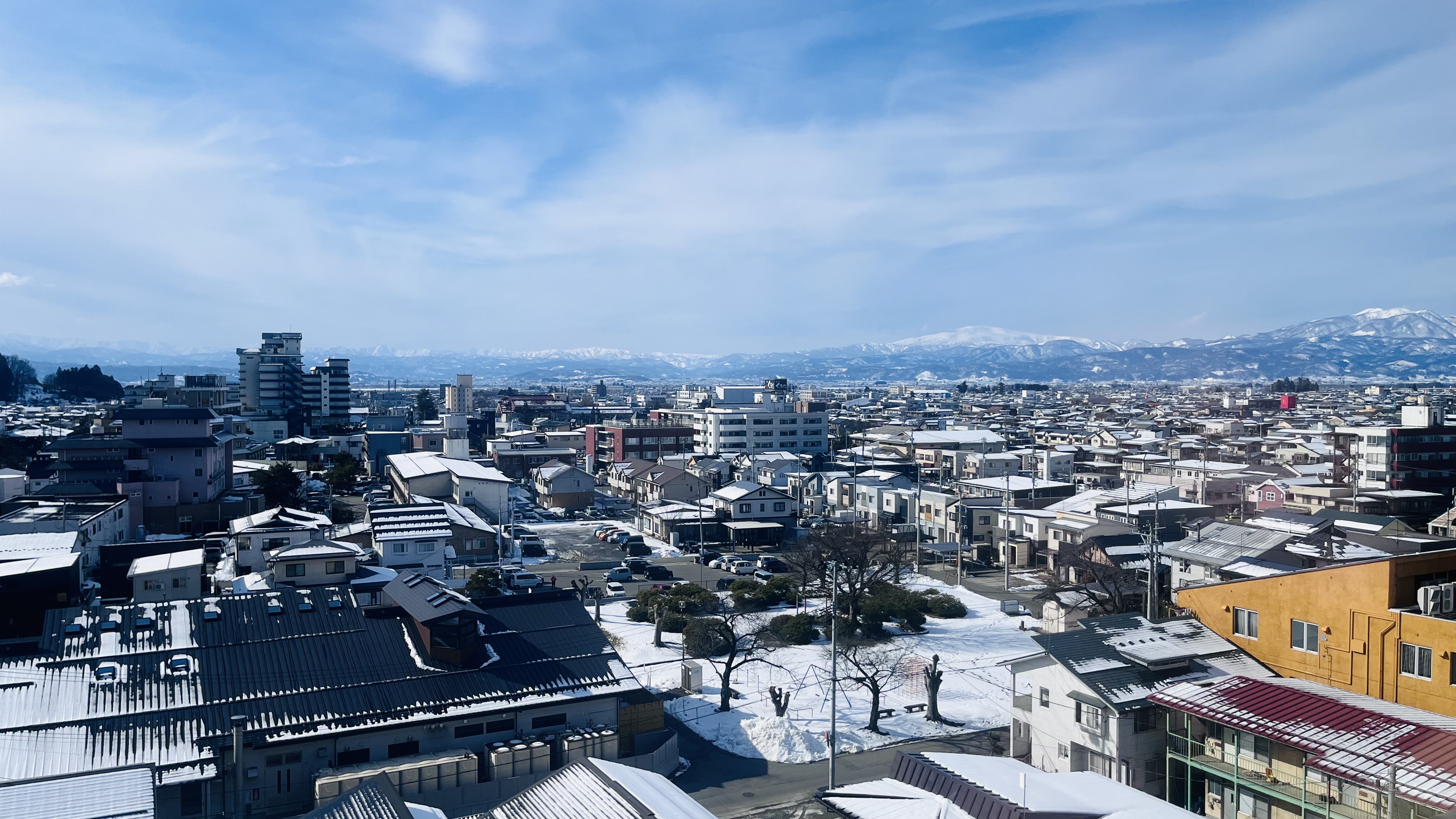 最上階８階西側のお部屋からの眺望＊冬