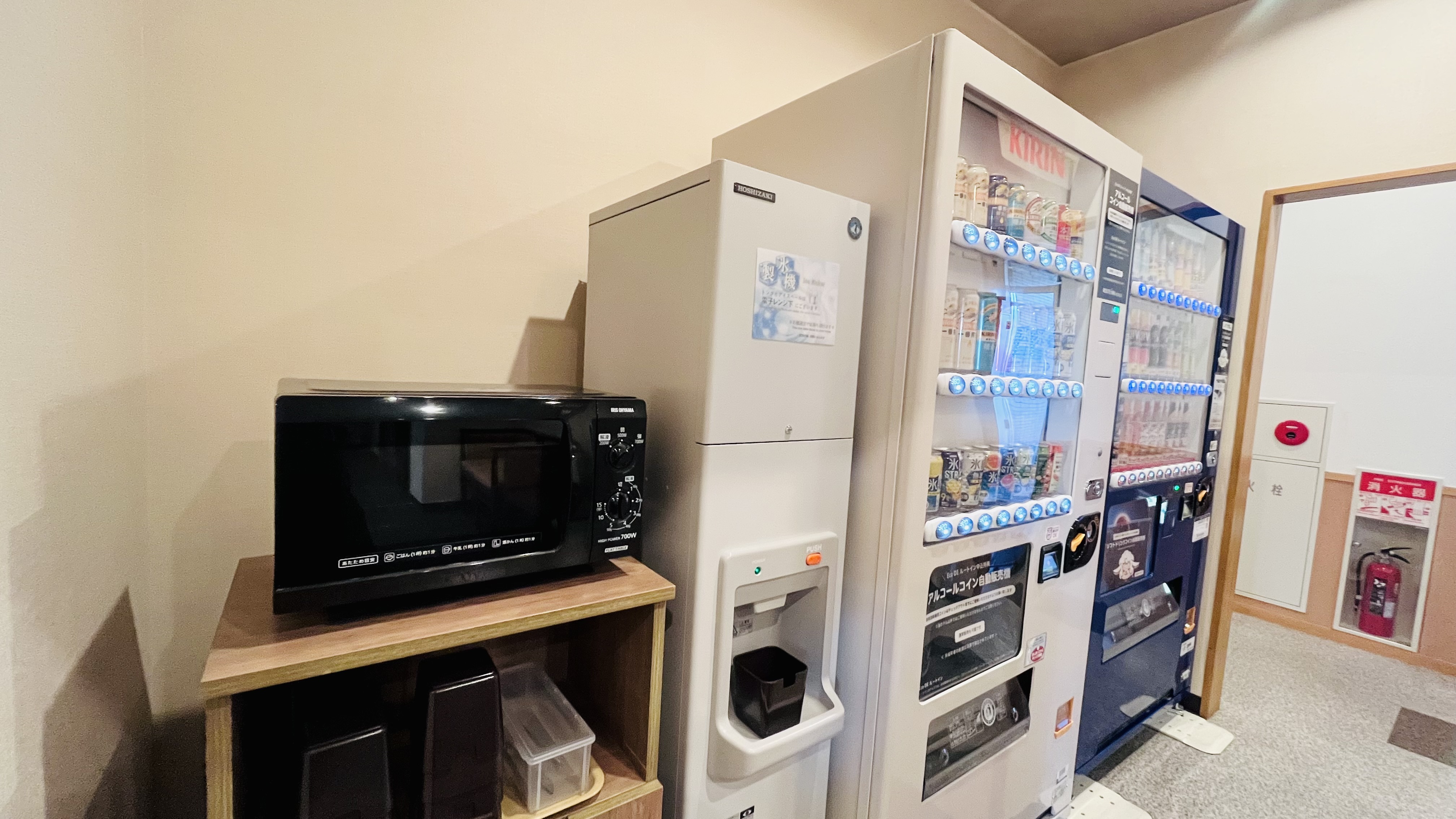 自販機、製氷機、電子レンジコーナー＊１階