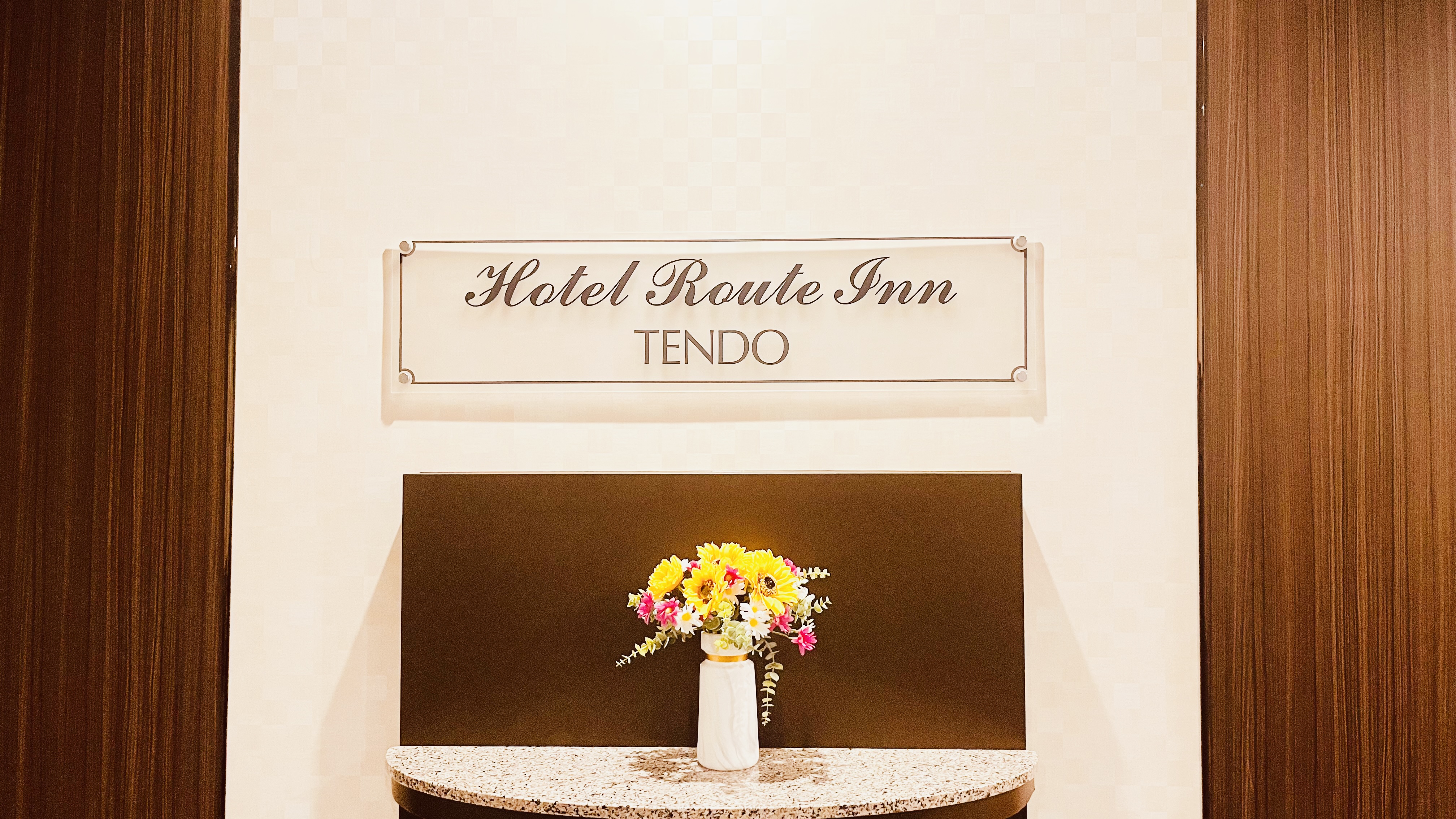 正面玄関ホール