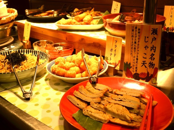 "Breakfast" An example of Okayama's specialty "Jakoten with plenty of small fish"