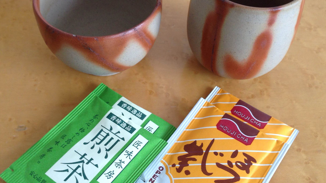 【客室】備前焼の湯のみでごゆっくりお過ごしください(^^)