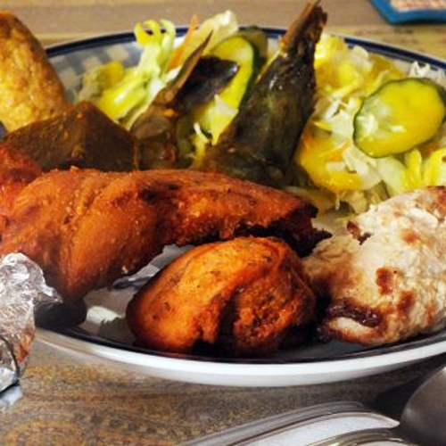 【夕食付★インド料理】老舗店で食すモッチモチ♪のビザナンやスパイス薫る一品が◎本場ちょい呑み紀行
