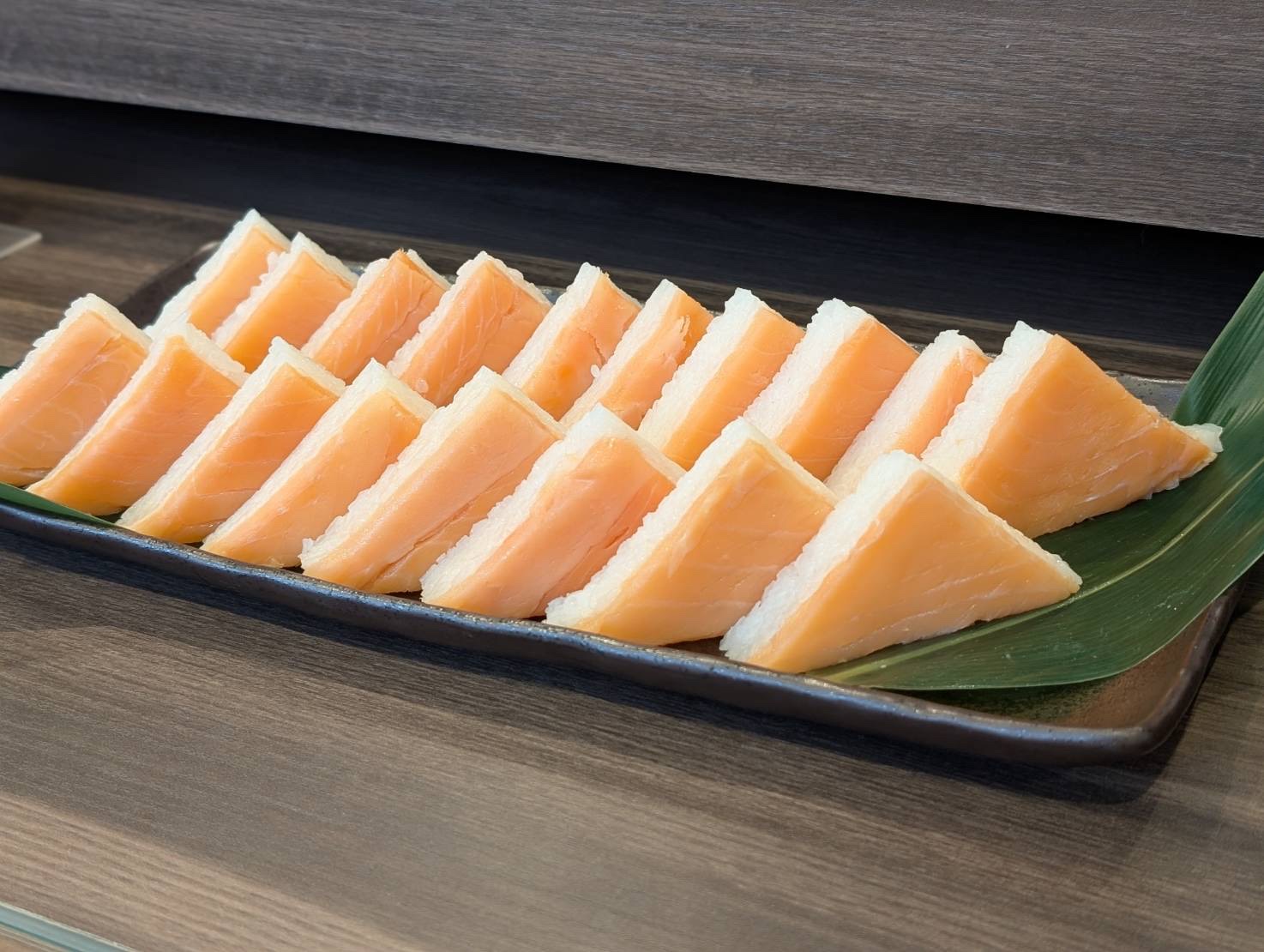 （バイキング朝食）ますのすし