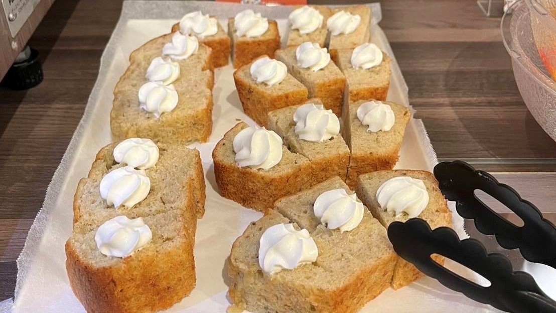 （バイキング朝食）バナナケーキ