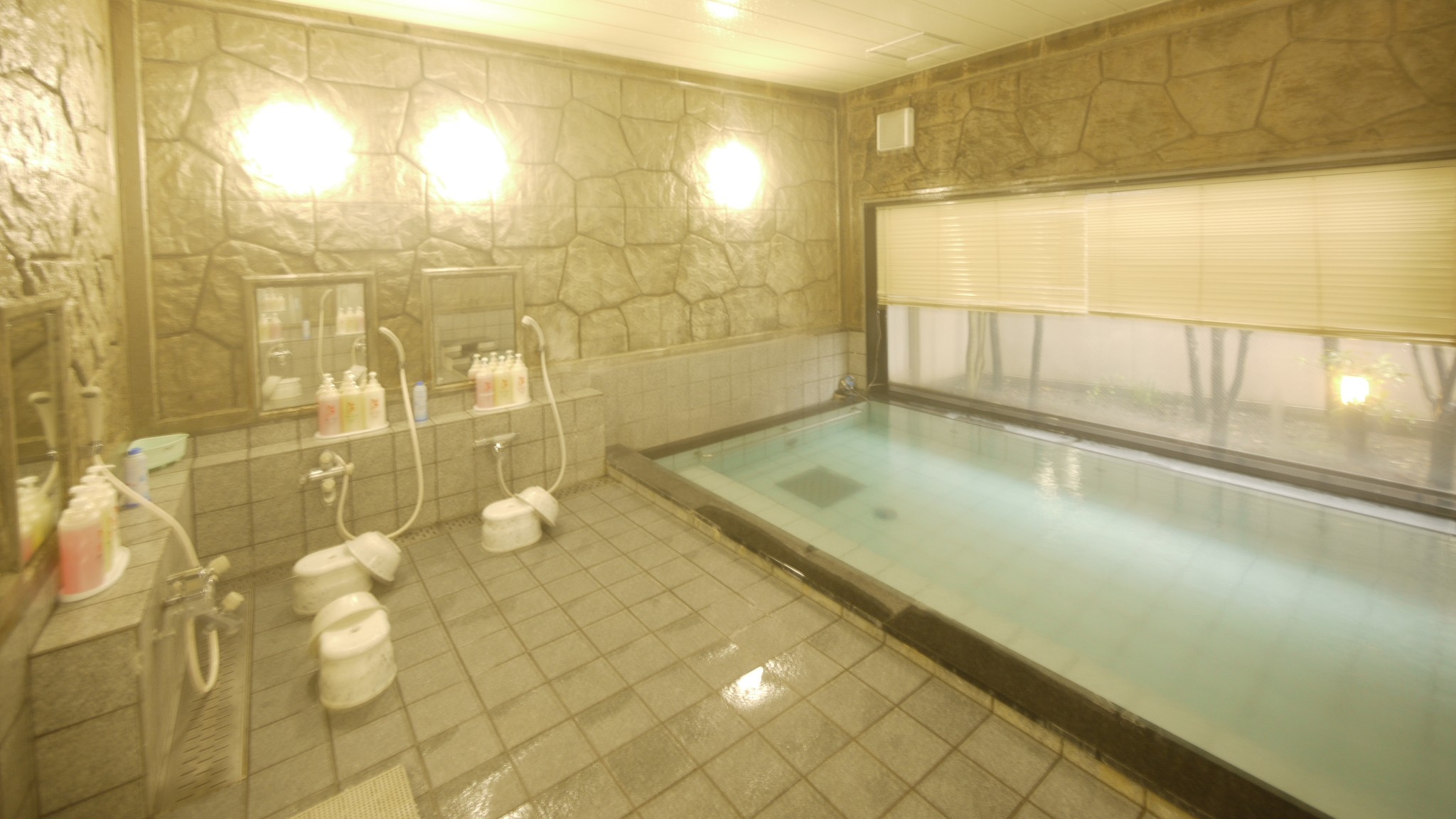 ●男性大浴場