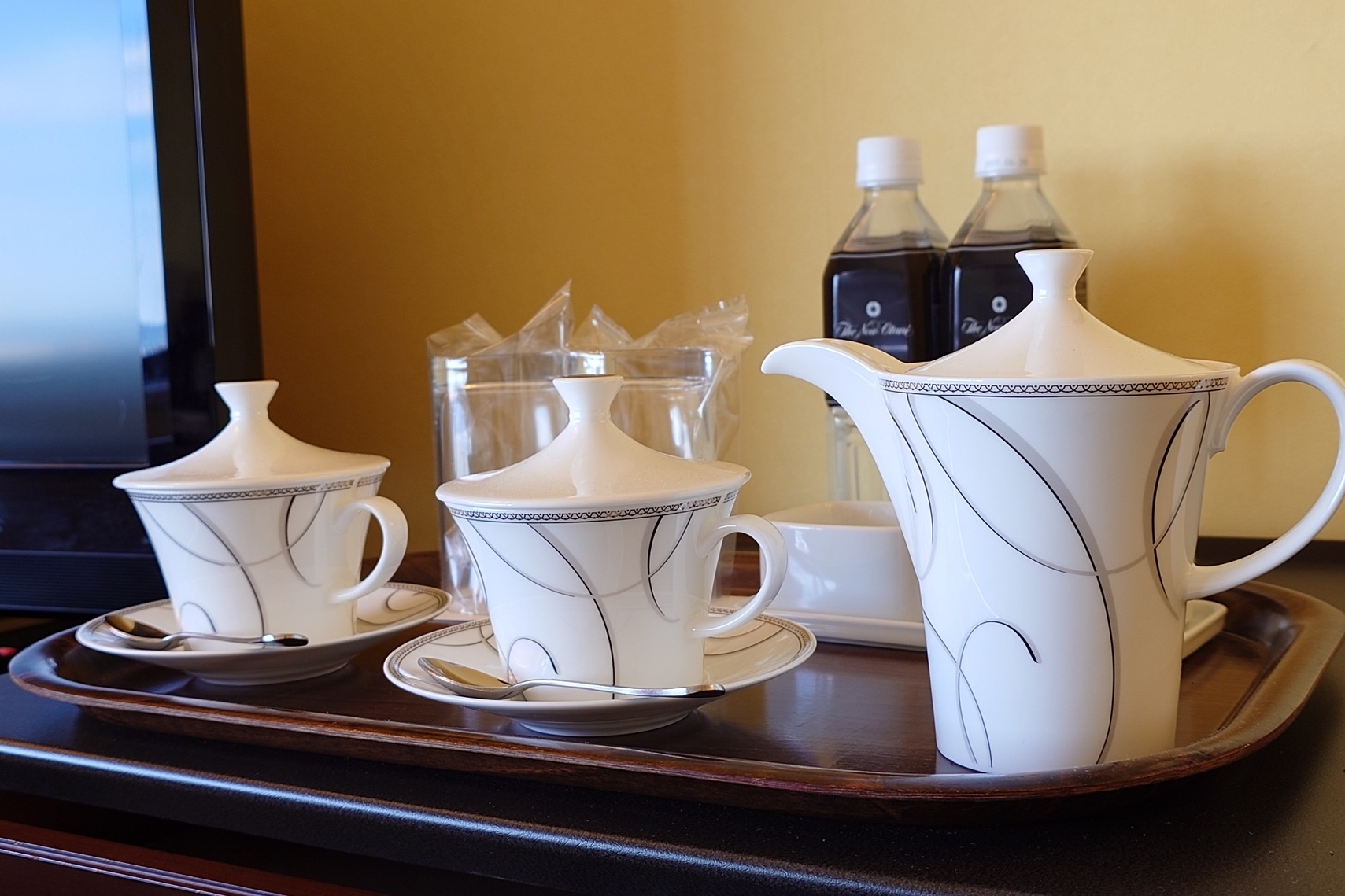 【アニバーサリープラン】記念日にのんびり〜レイトチェックアウト12時♪最上階ラージダブル＜朝食付＞