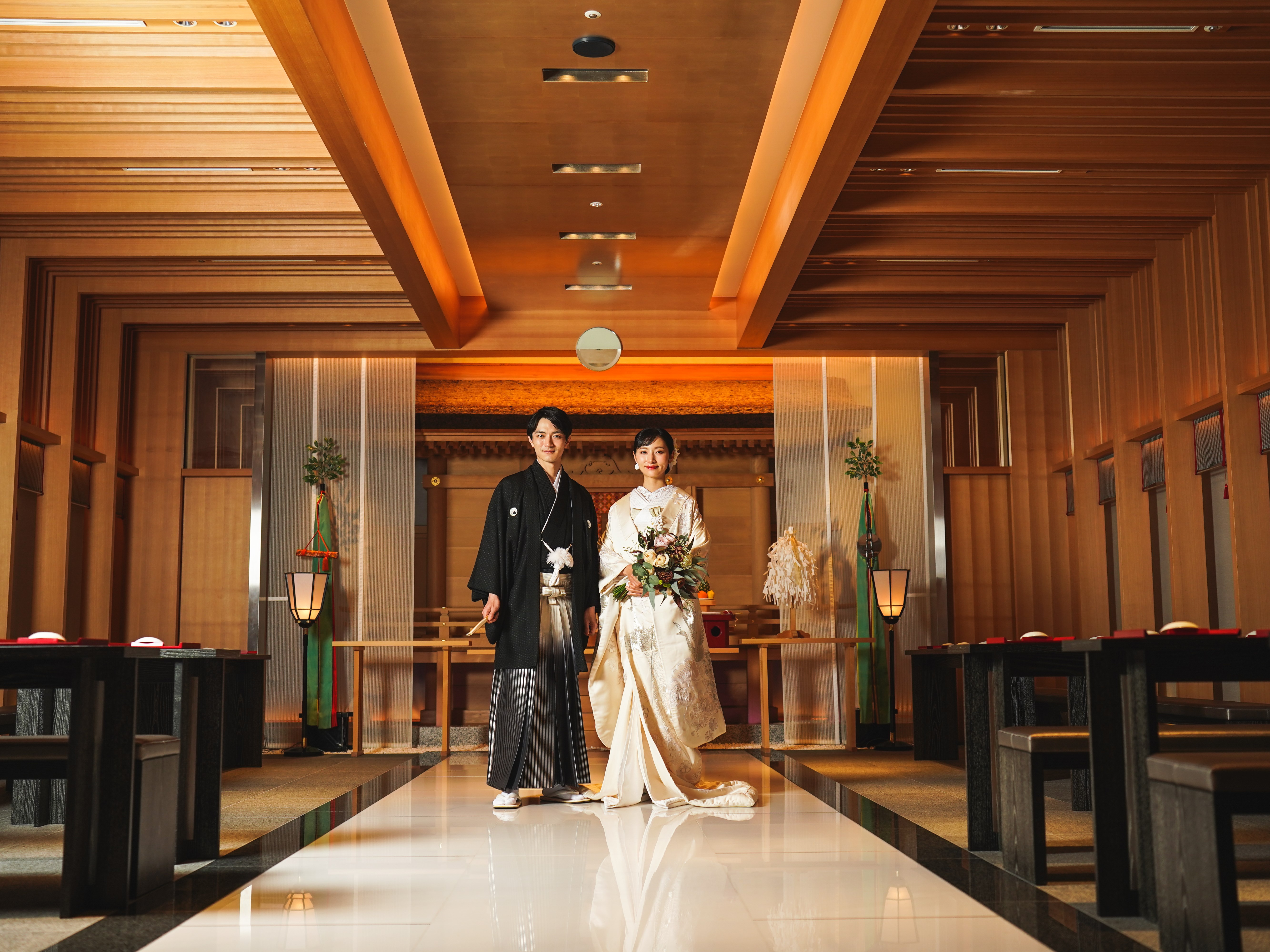 結婚式会場　神殿