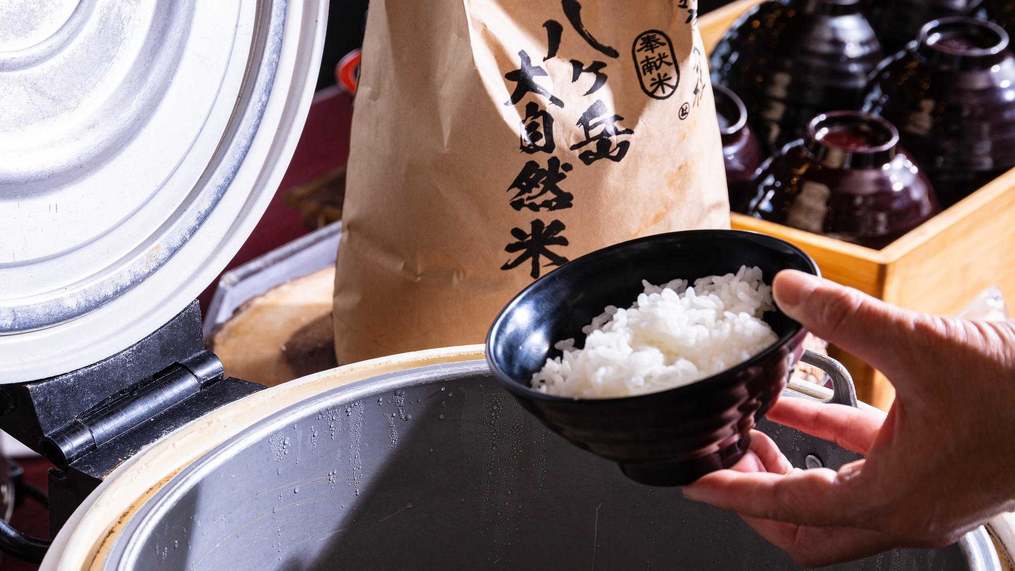 【1人タダ！？】平日限定★4名以上で泊まると1名様が無料に！絶景露天風呂が最高！グループ旅応援プラン