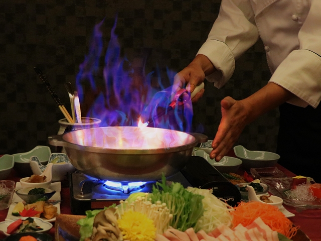 【料理を楽しむごちそうプラン】天空の炎踊る火鍋★信州の食材を贅沢に★