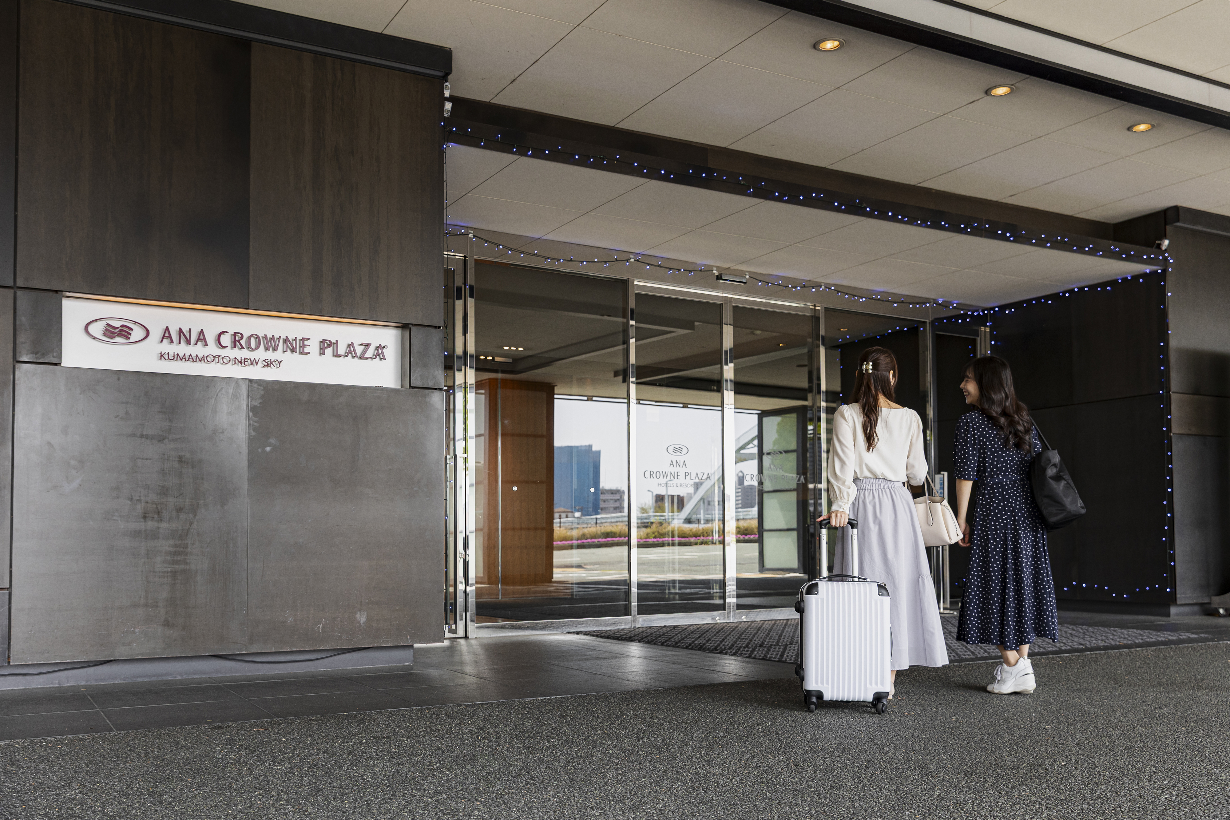 ホテルエントランス