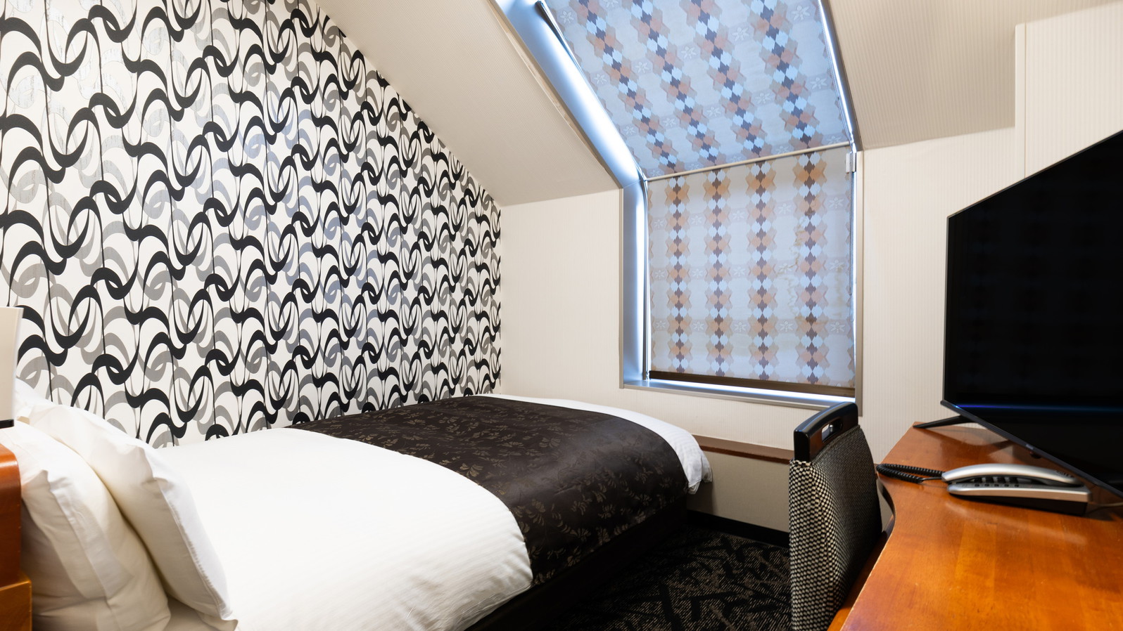 セミダブルルーム