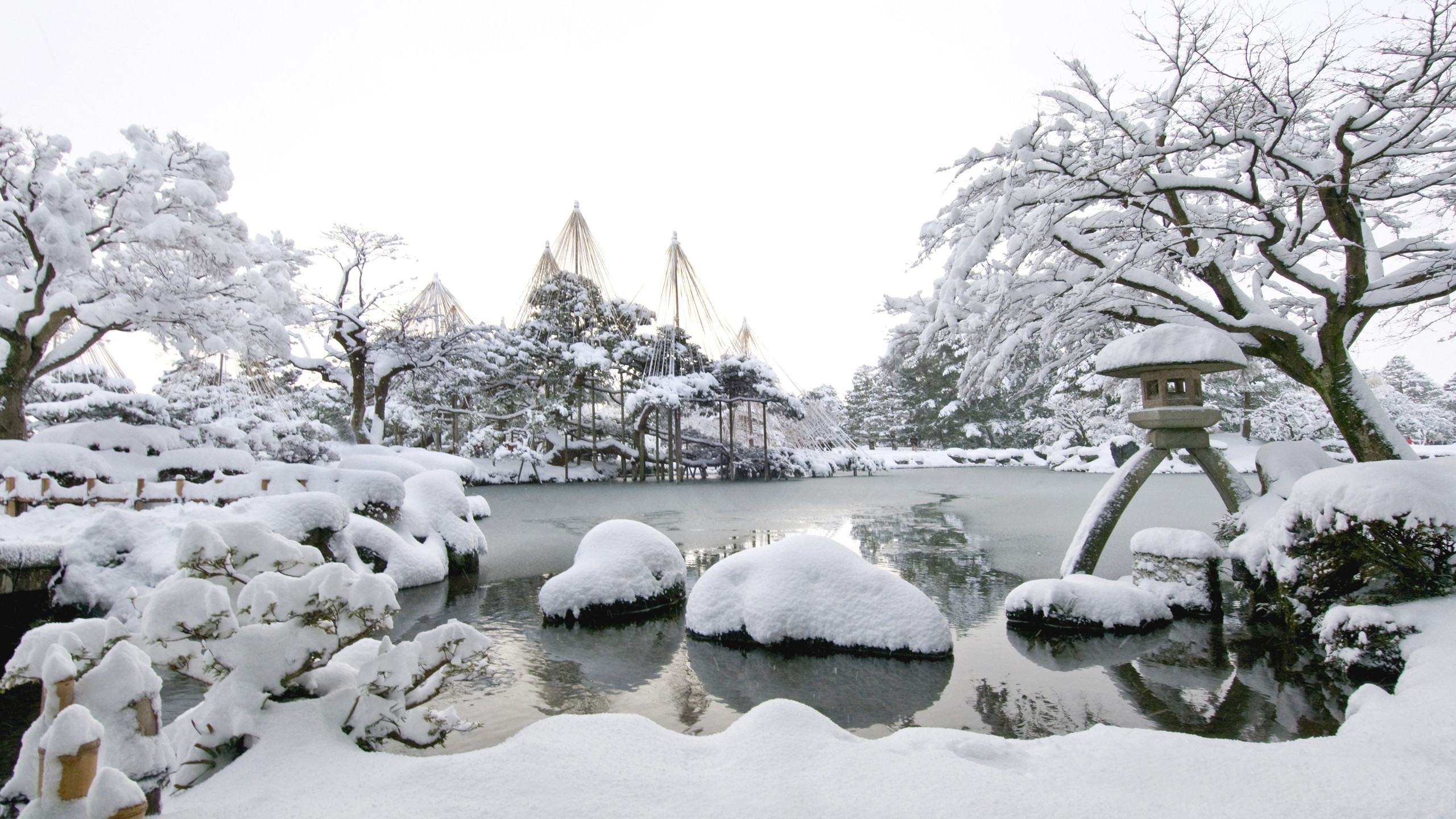 兼六園（雪）『写真提供：金沢市』