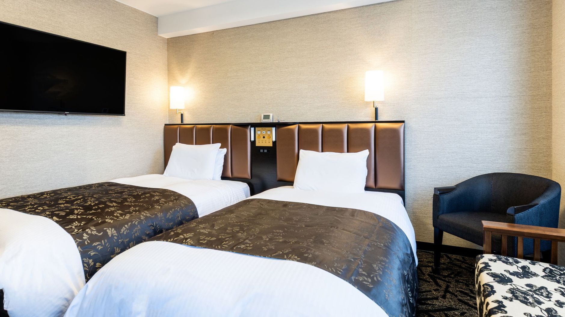 デラックスツイン