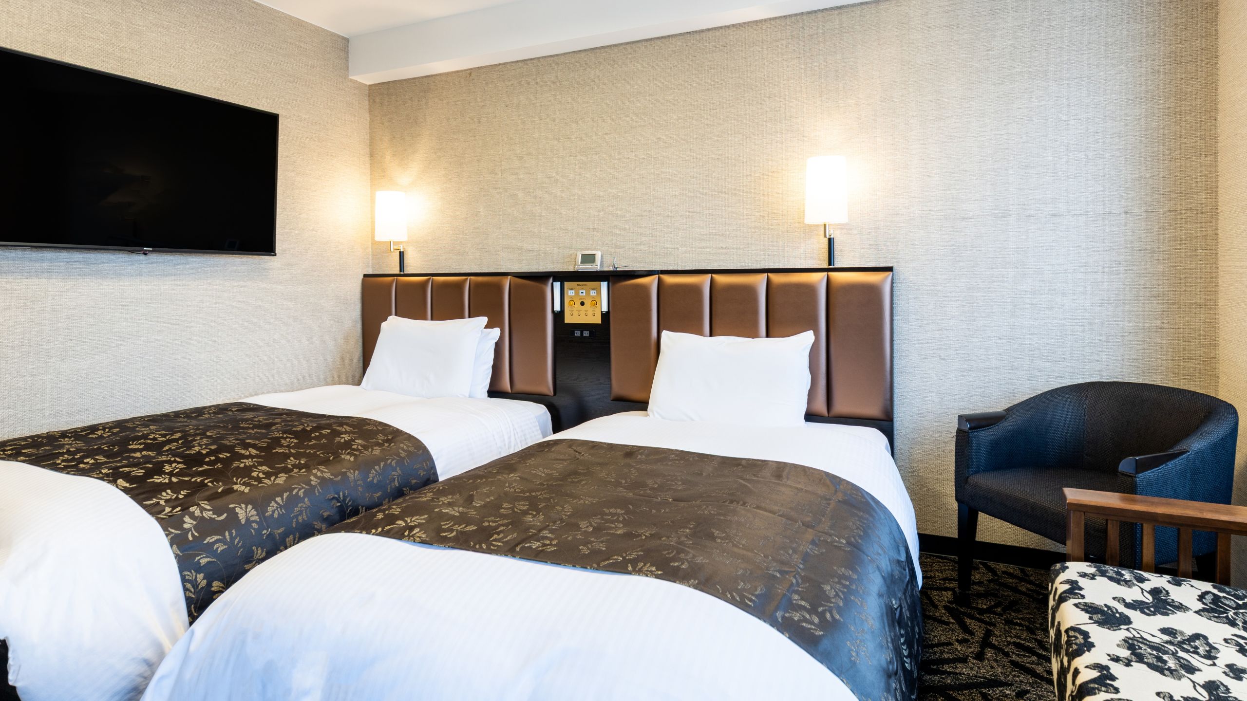 デラックスツイン