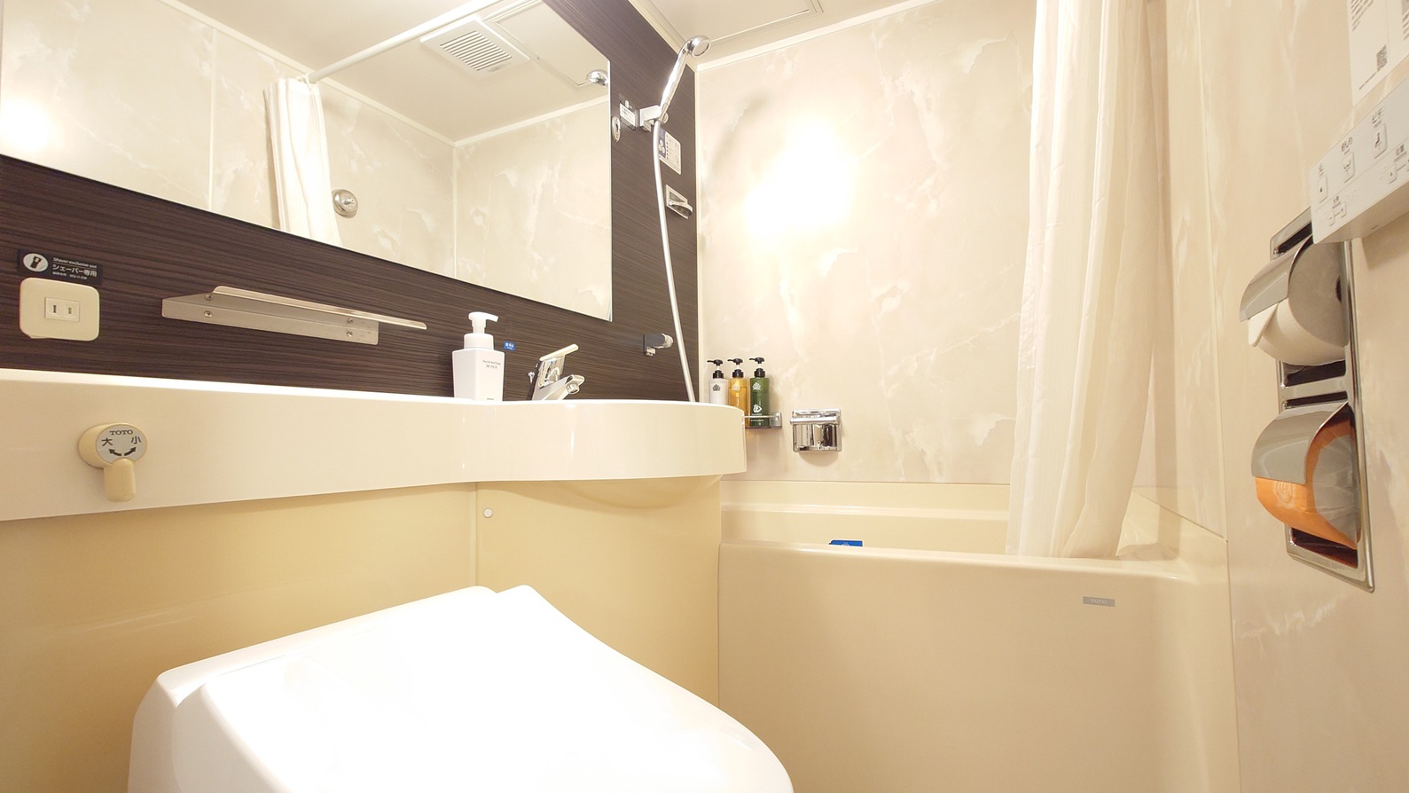 客室ユニットバス（ツイン・トリプル）