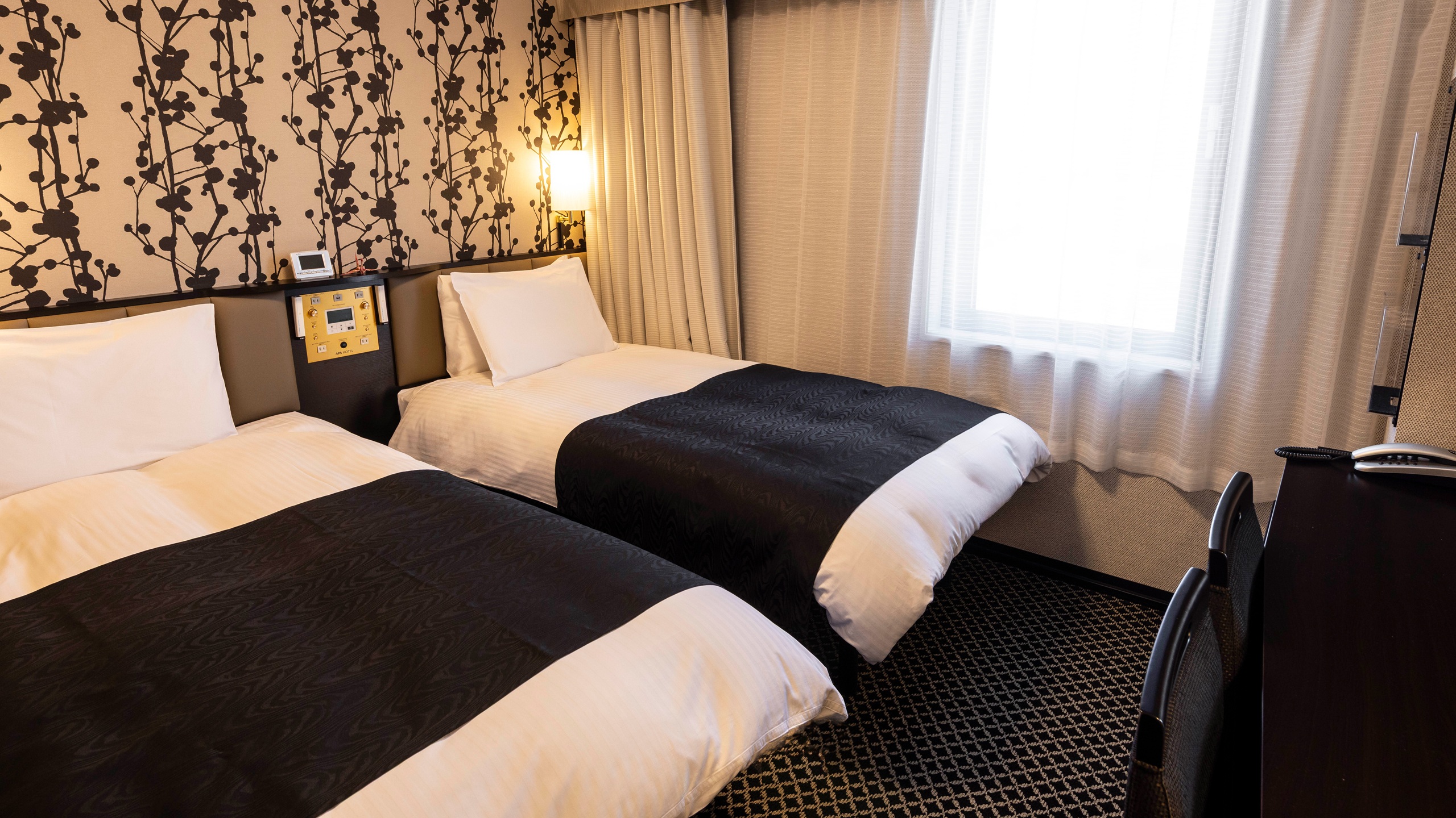 コンパクトツインルーム