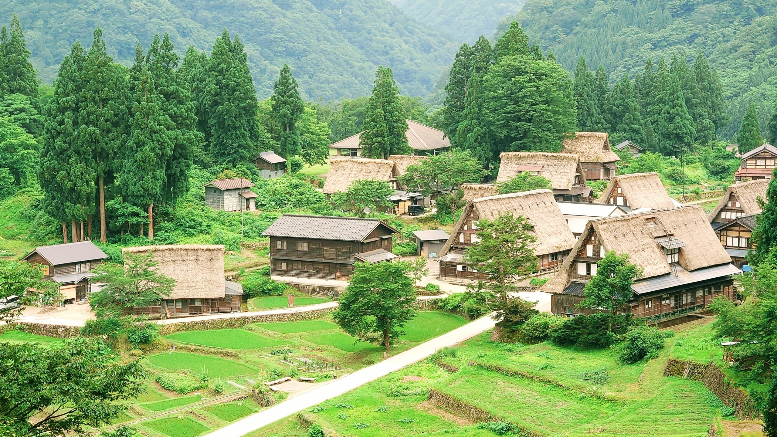 世界遺産 五箇山合掌造り集落（南砺市）アパホテルから車で40分