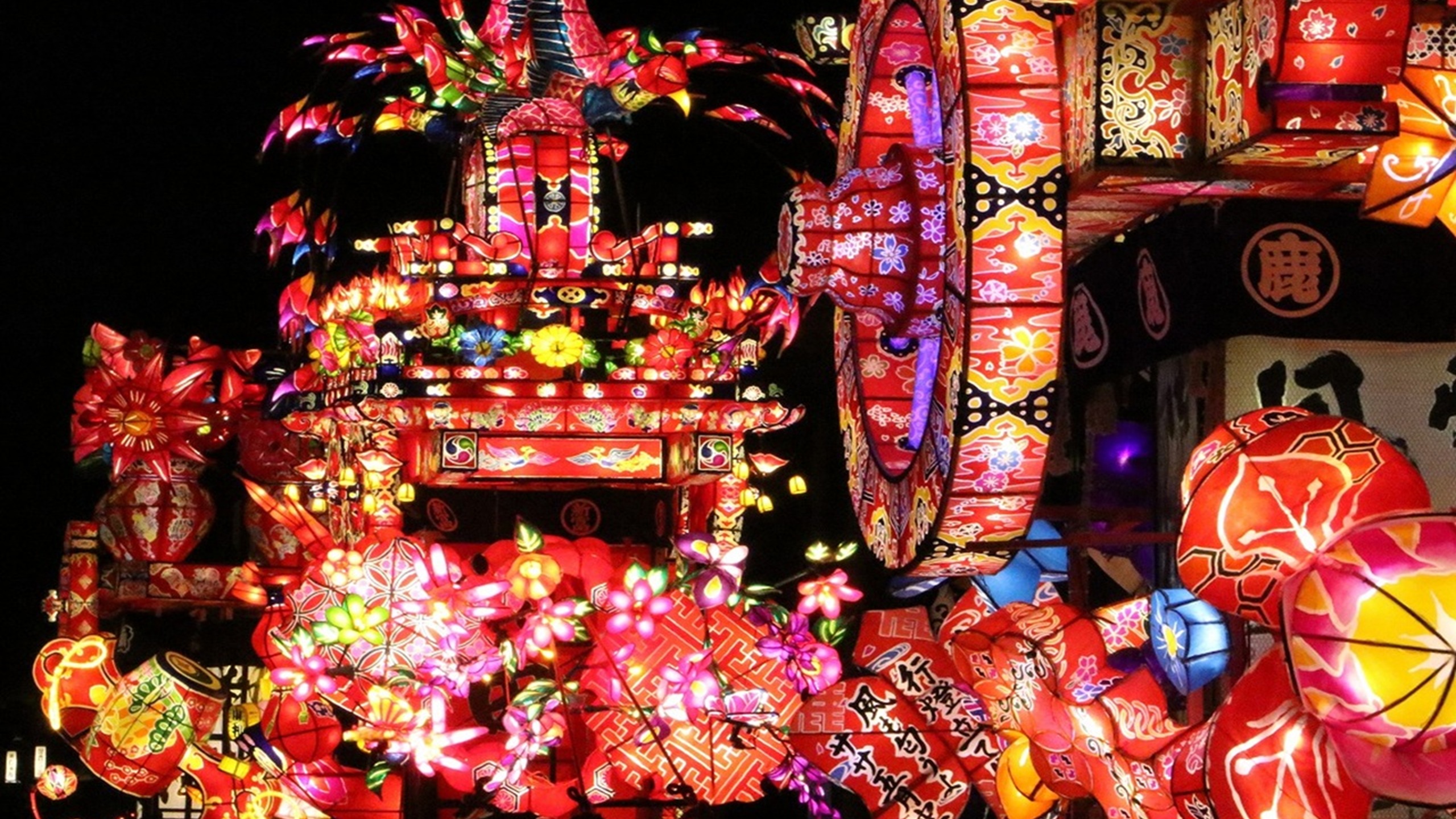 となみ夜高祭［開催期間：6月第2金曜、土曜日］（画像提供：砺波市）