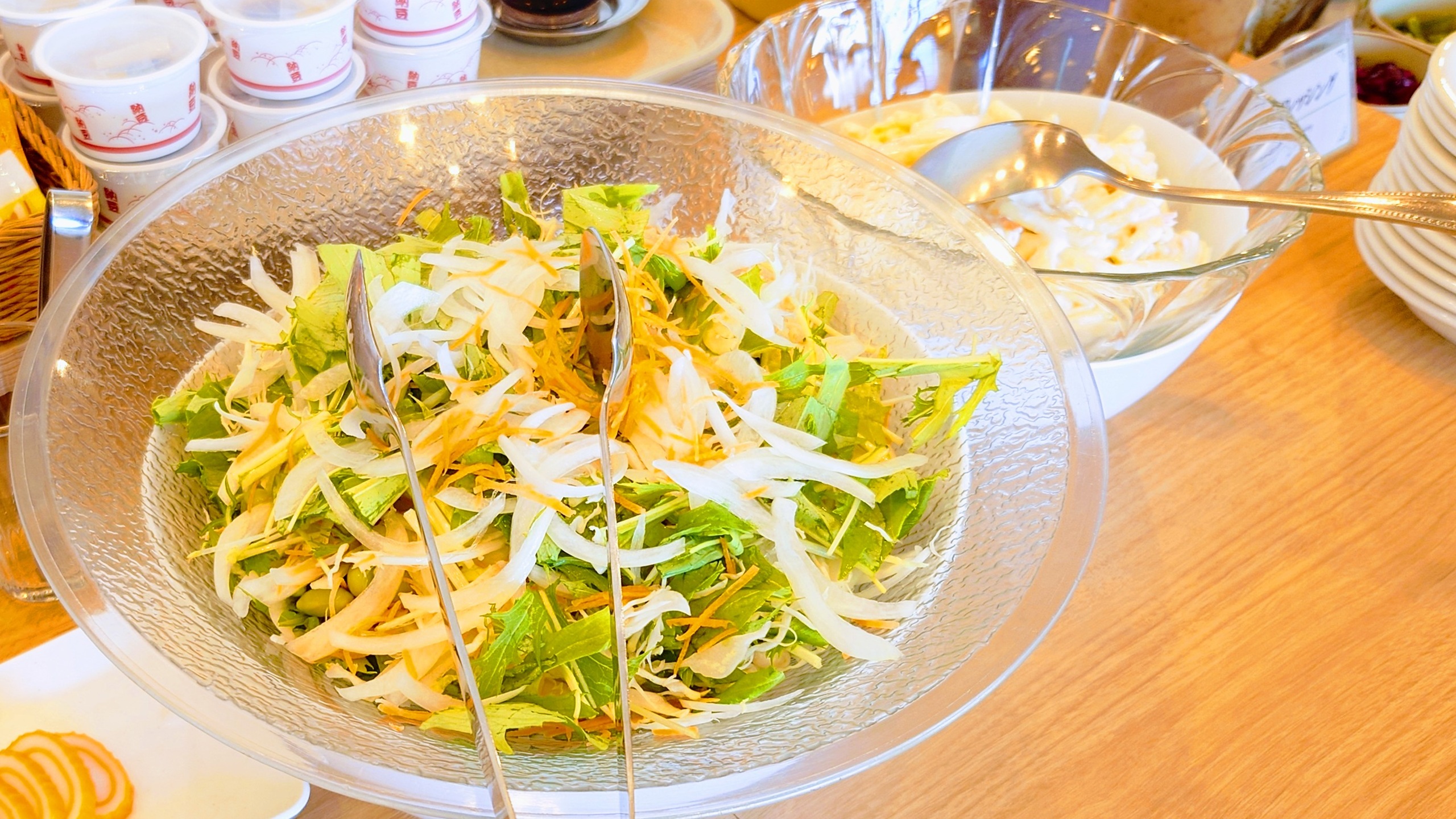 朝食ビュッフェメニュー例「サラダバー」