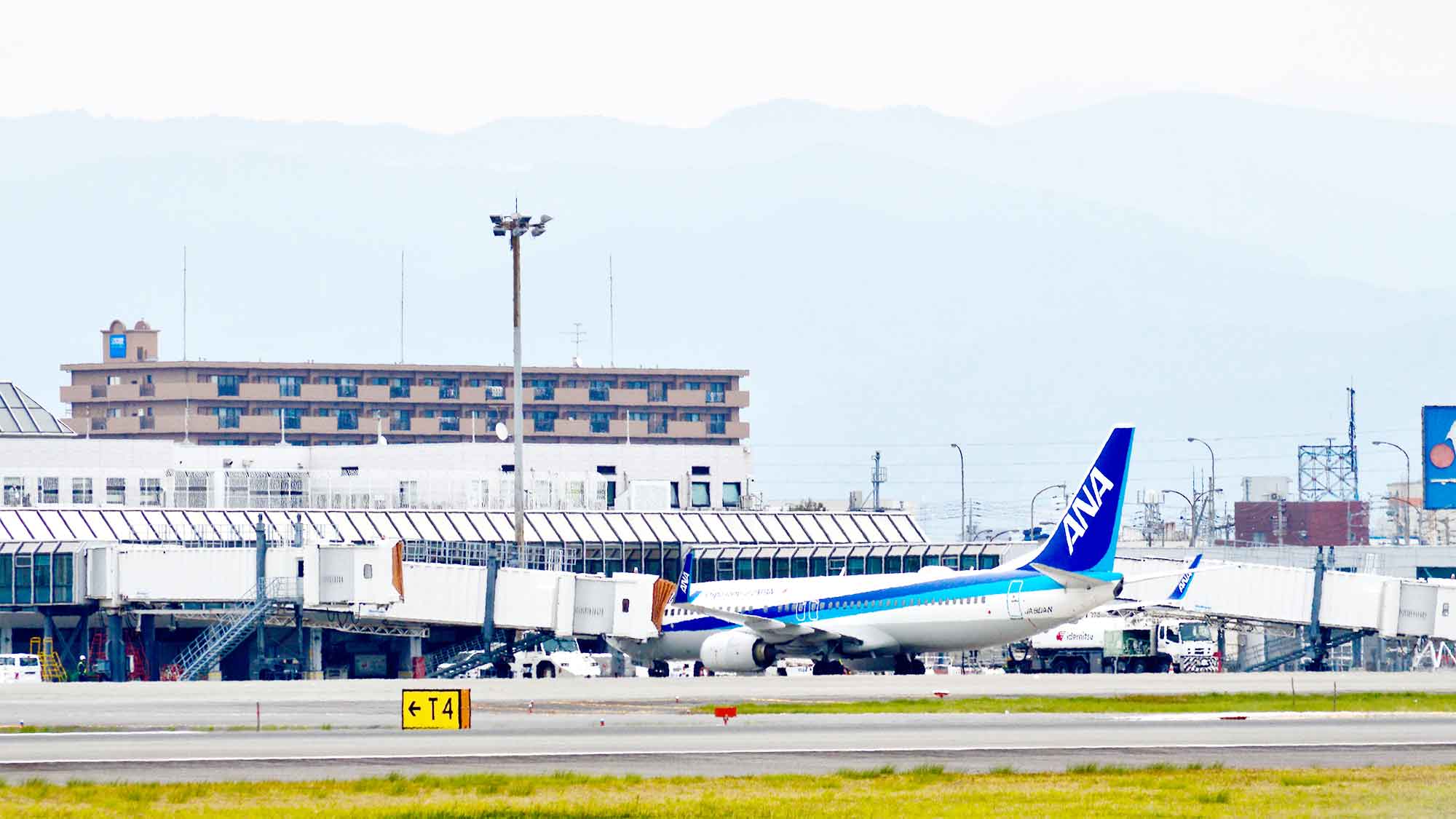 松山空港