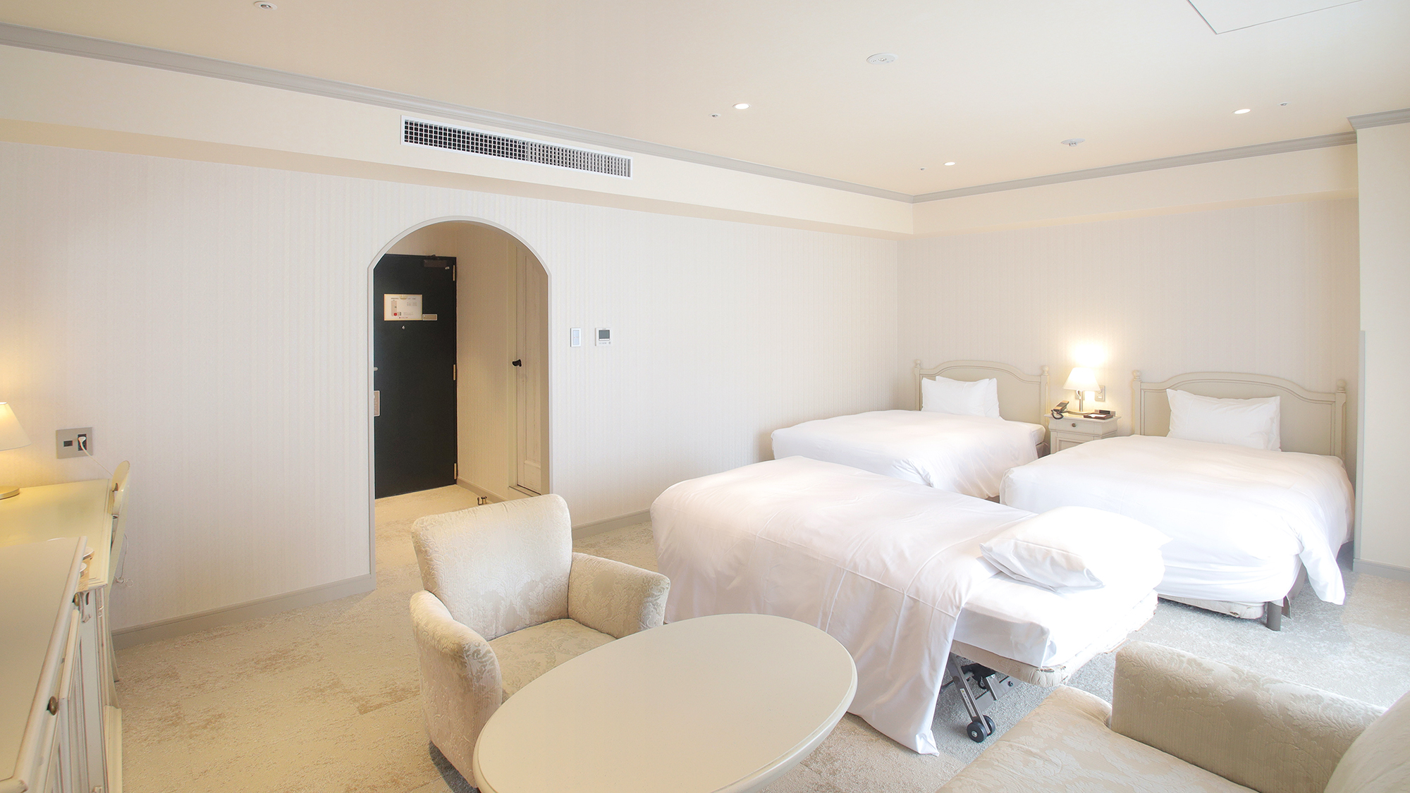 【３階 フロアーカラー：アイボリー】ロイヤルツイン302号室（PIENA Classic）（一例）