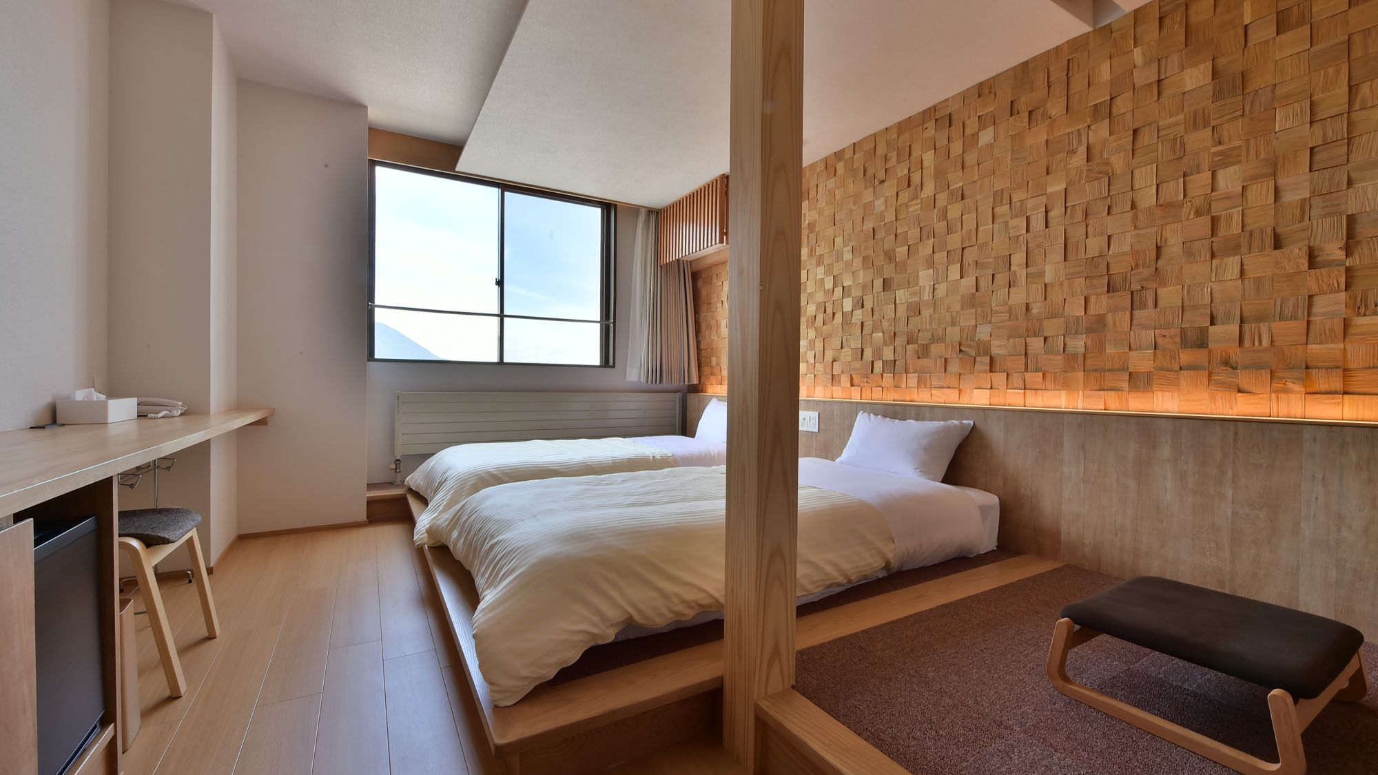 モダンツイン（トイレ付）