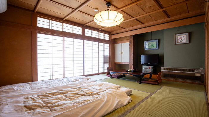4階 10畳和室（バス・洗浄器付トイレ完備）