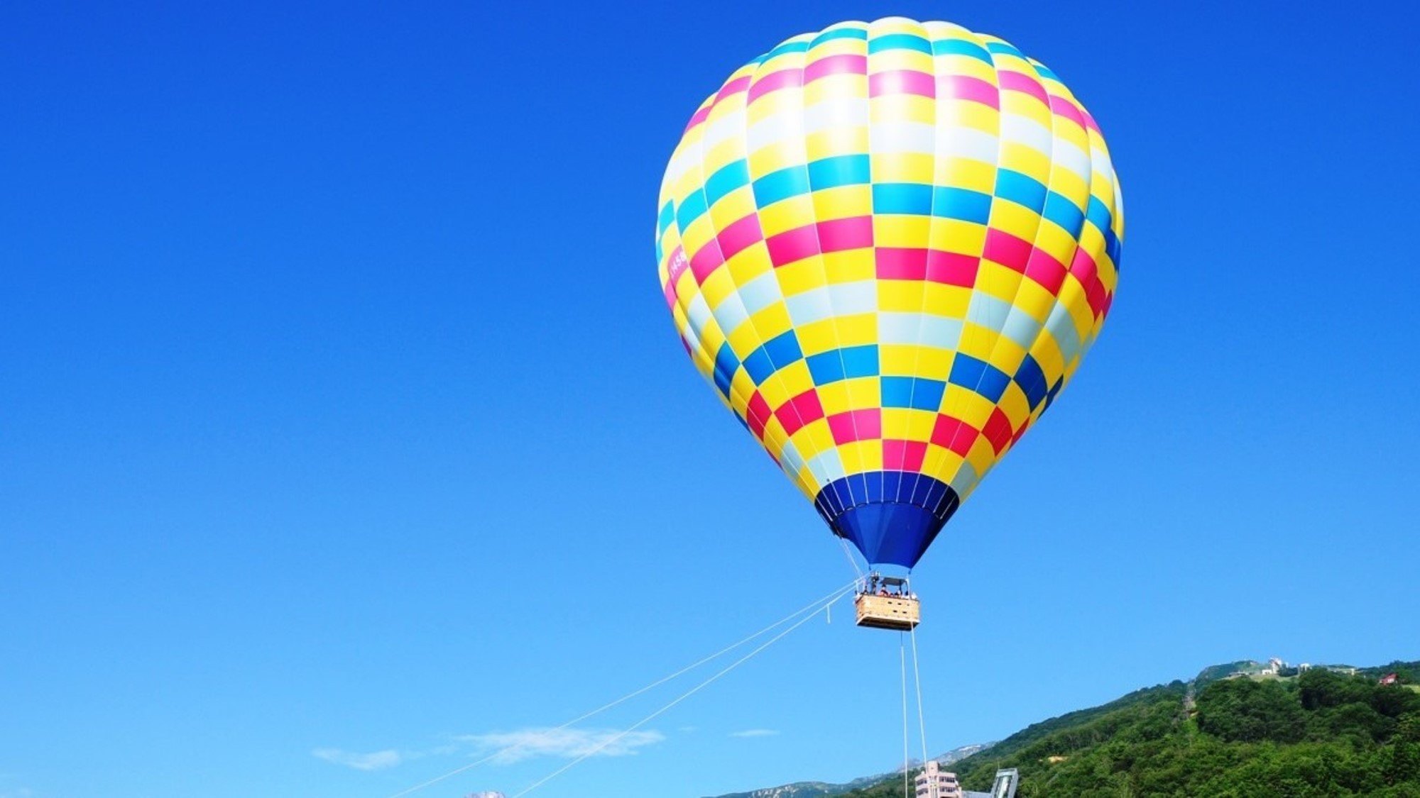 【熱気球を体験】♪北アルプスを地上30ｍから眺める係留フライトパックお手軽プラン♪【朝食付】