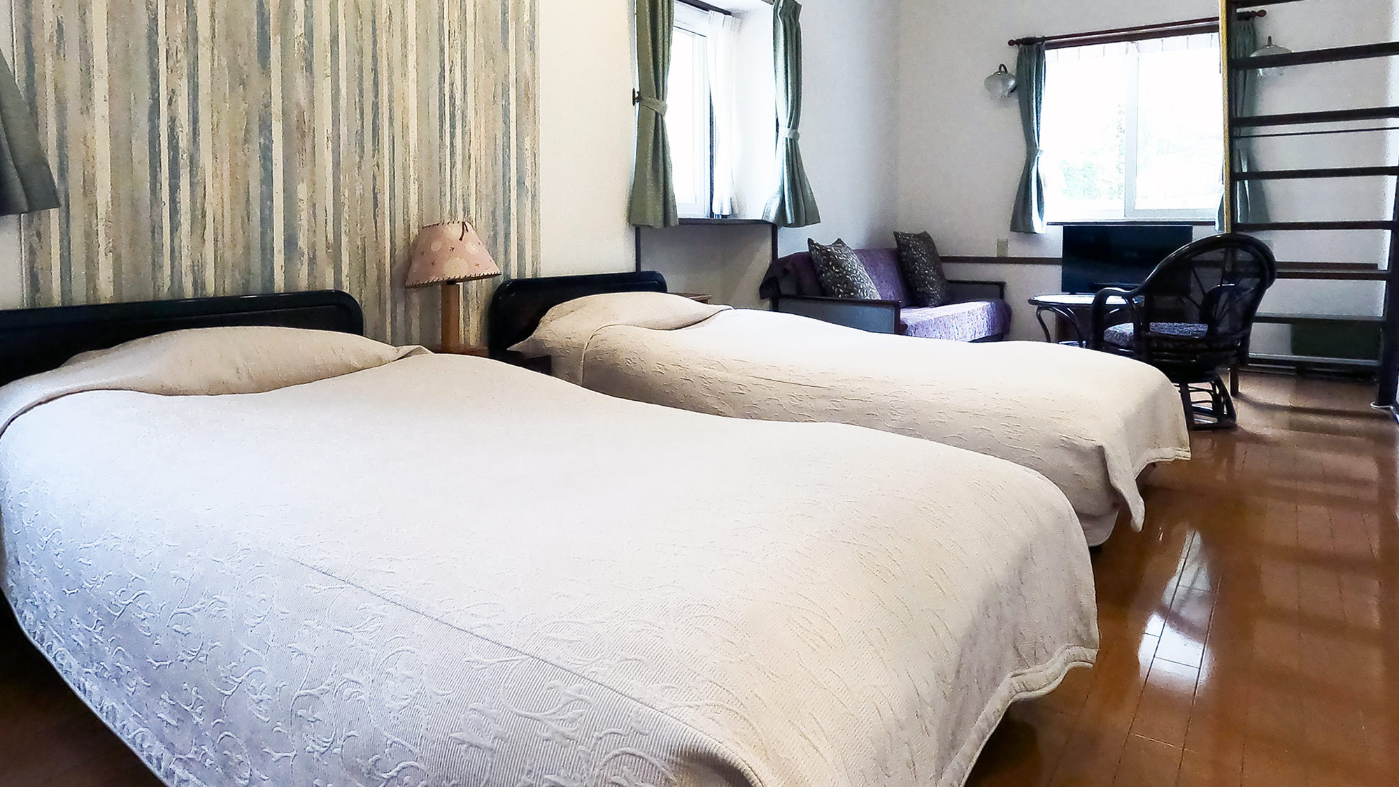 スーペリアルーム　（2名〜4名）