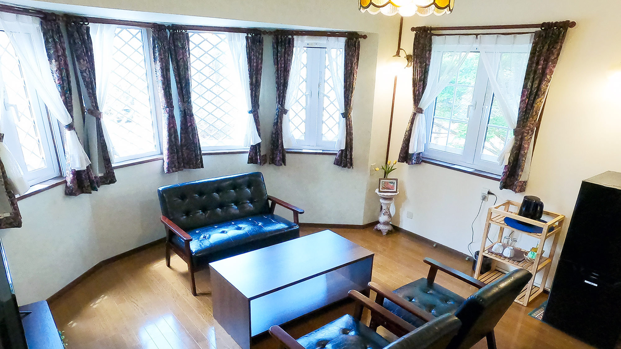 ・【スイートルーム】リビングとベッドルームが独立