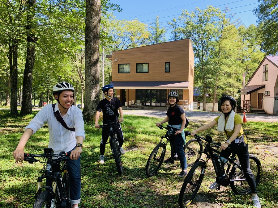 【e-bikeサイクリング】黒姫高原の里山を自転車に乗って巡ろう・ガイド付き（素泊まり）