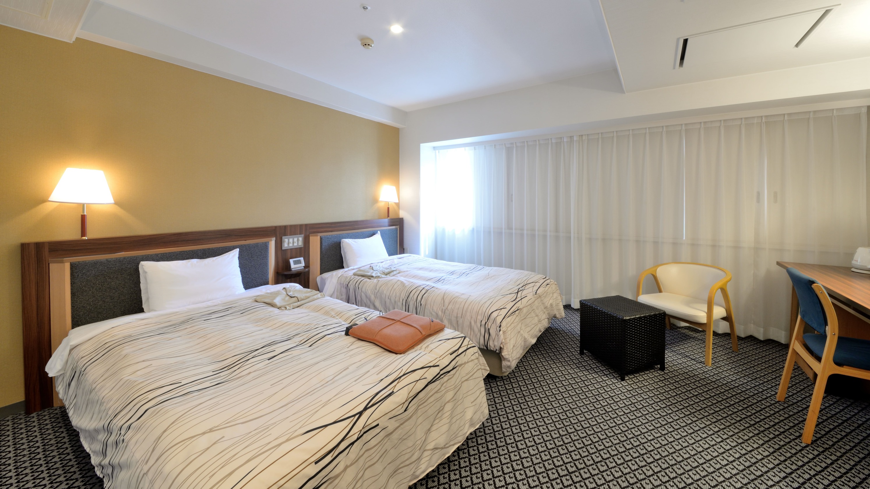 デラックスツイン