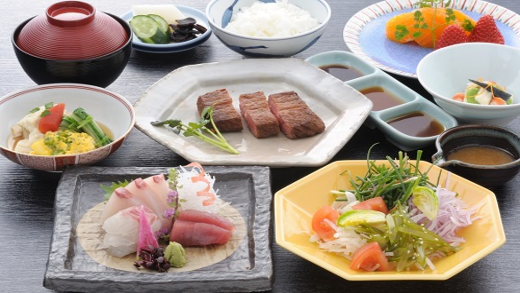 【夕食付き】日本料理「雲海」やっぱりお肉♪思わず笑顔♪豪華ステーキ会席＜朝食付＞