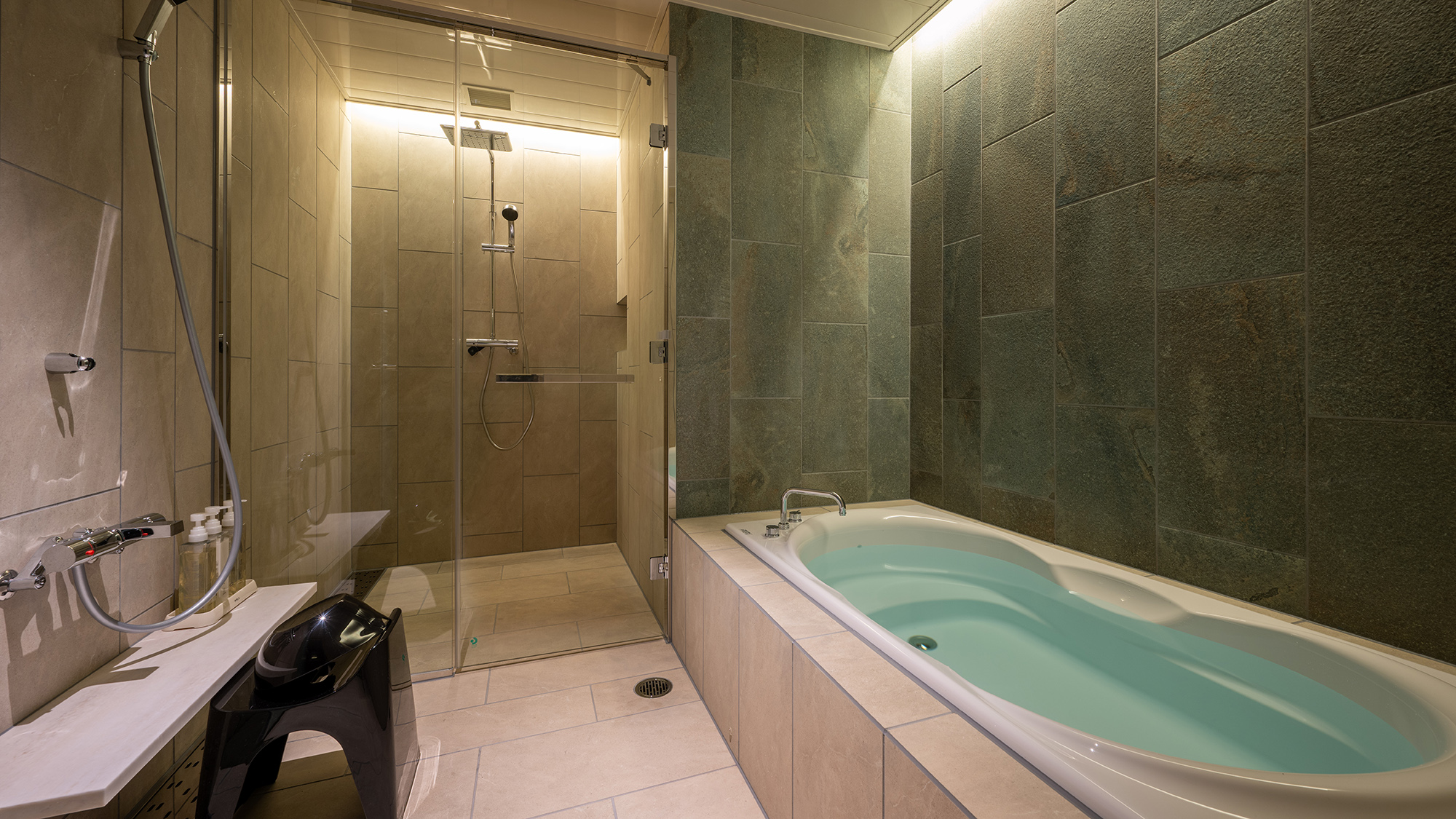 【Grand suite】上質アメニティが彩る、極上のバスタイムを堪能
