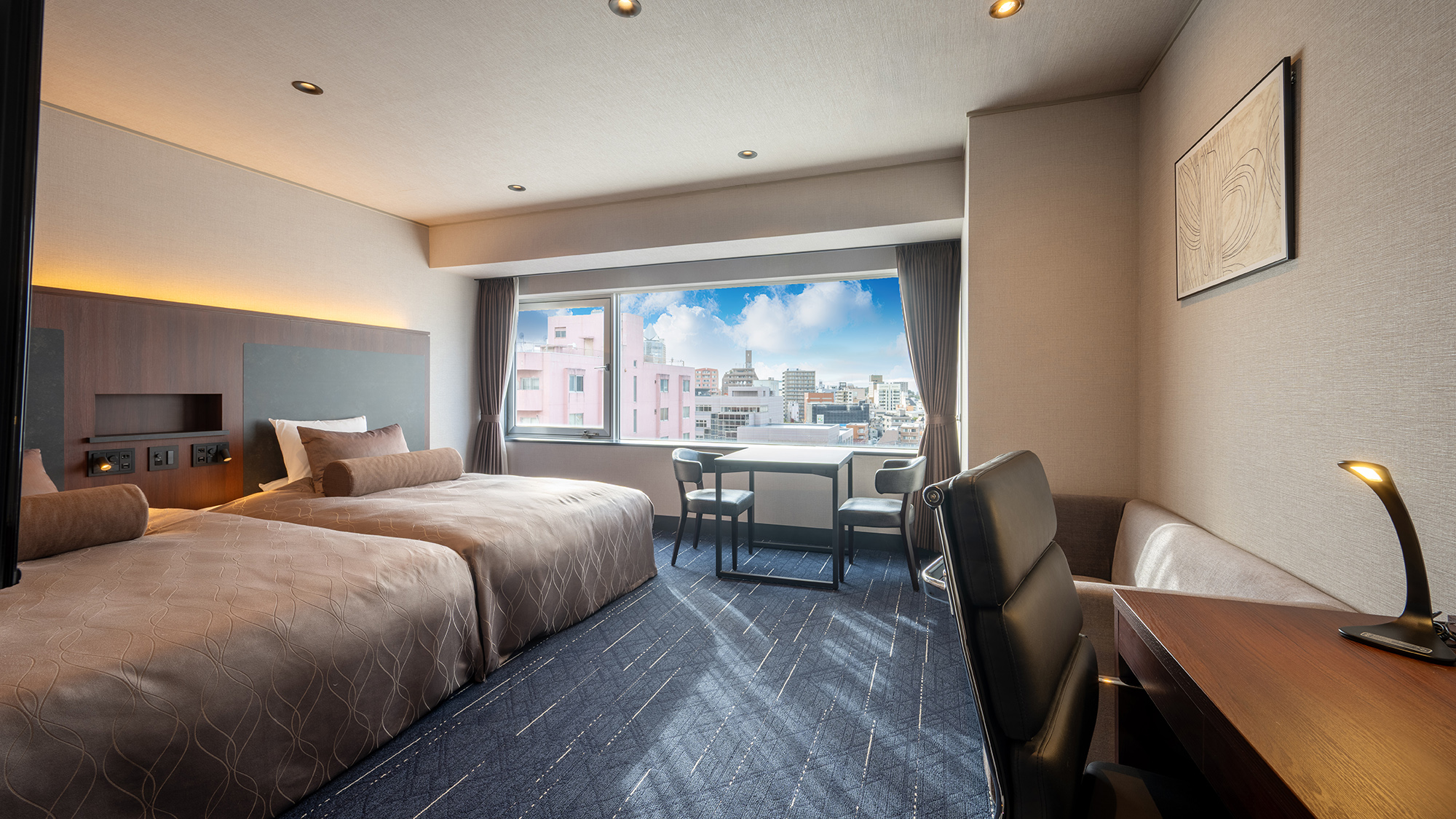 【ラグジュアリーツイン】最上階で過ごす、スタイリッシュな特別時間。