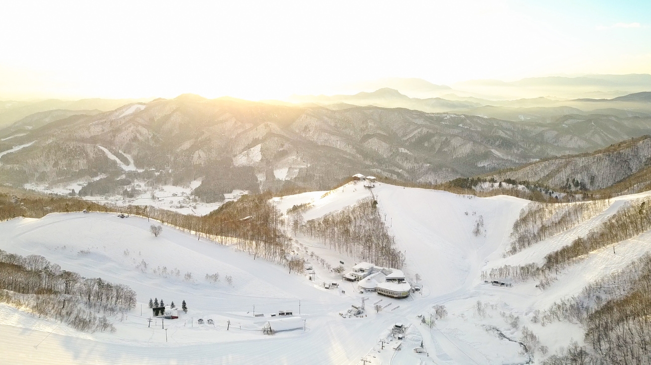 お先でスノ。《鹿島槍スキー場》【大人限定】リフト１日券付★バイキング2食付