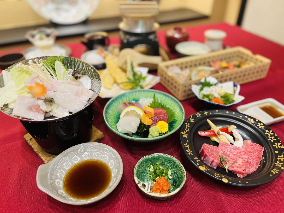 冬の味覚【二食付き】国産とらふぐ鍋＆黒毛和牛陶板焼き会席と和朝食★アウト11：00