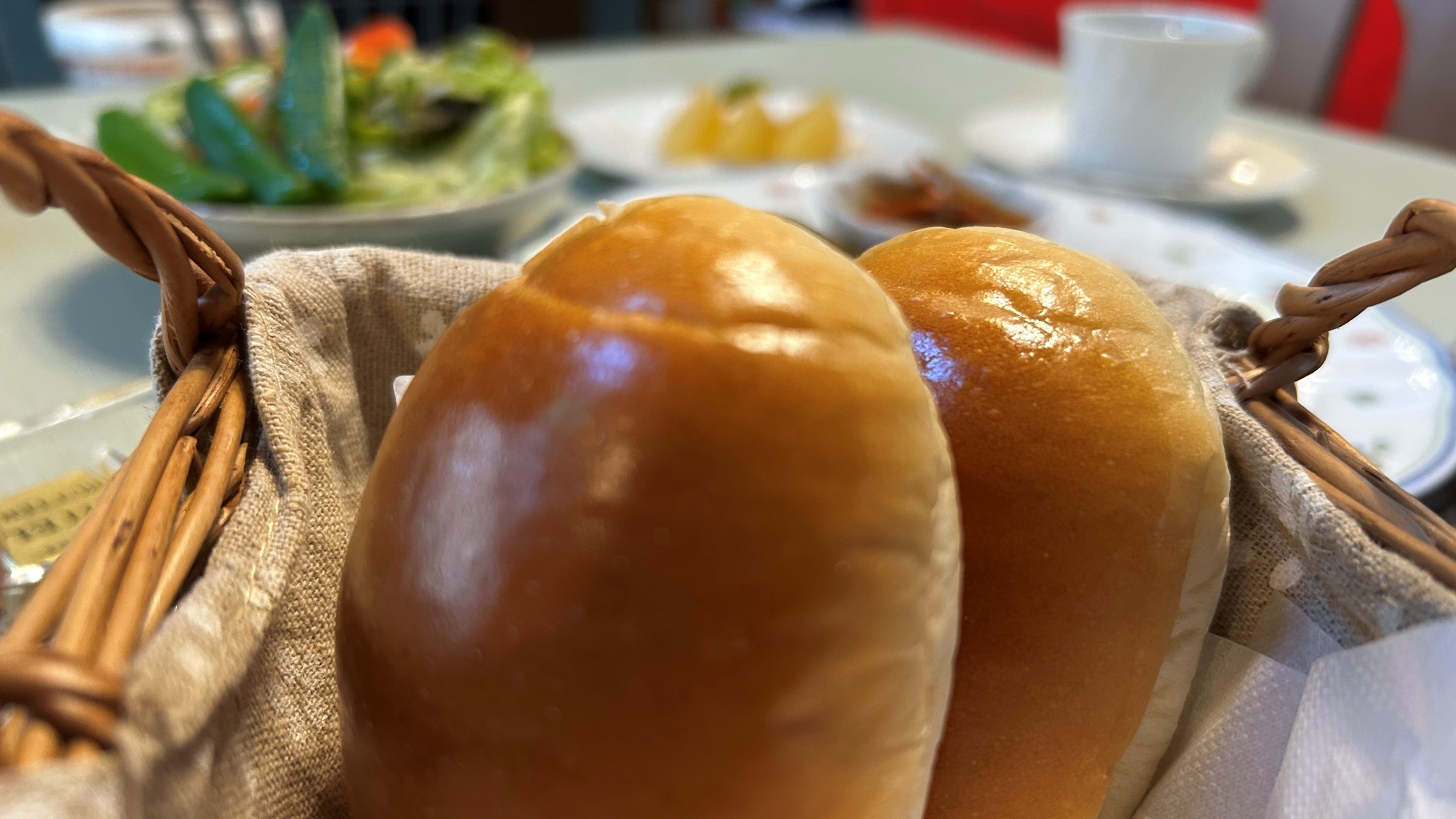 ＊朝食（一例）ボリュームたっぷりの朝食を食べて、元気に1日をスタート！