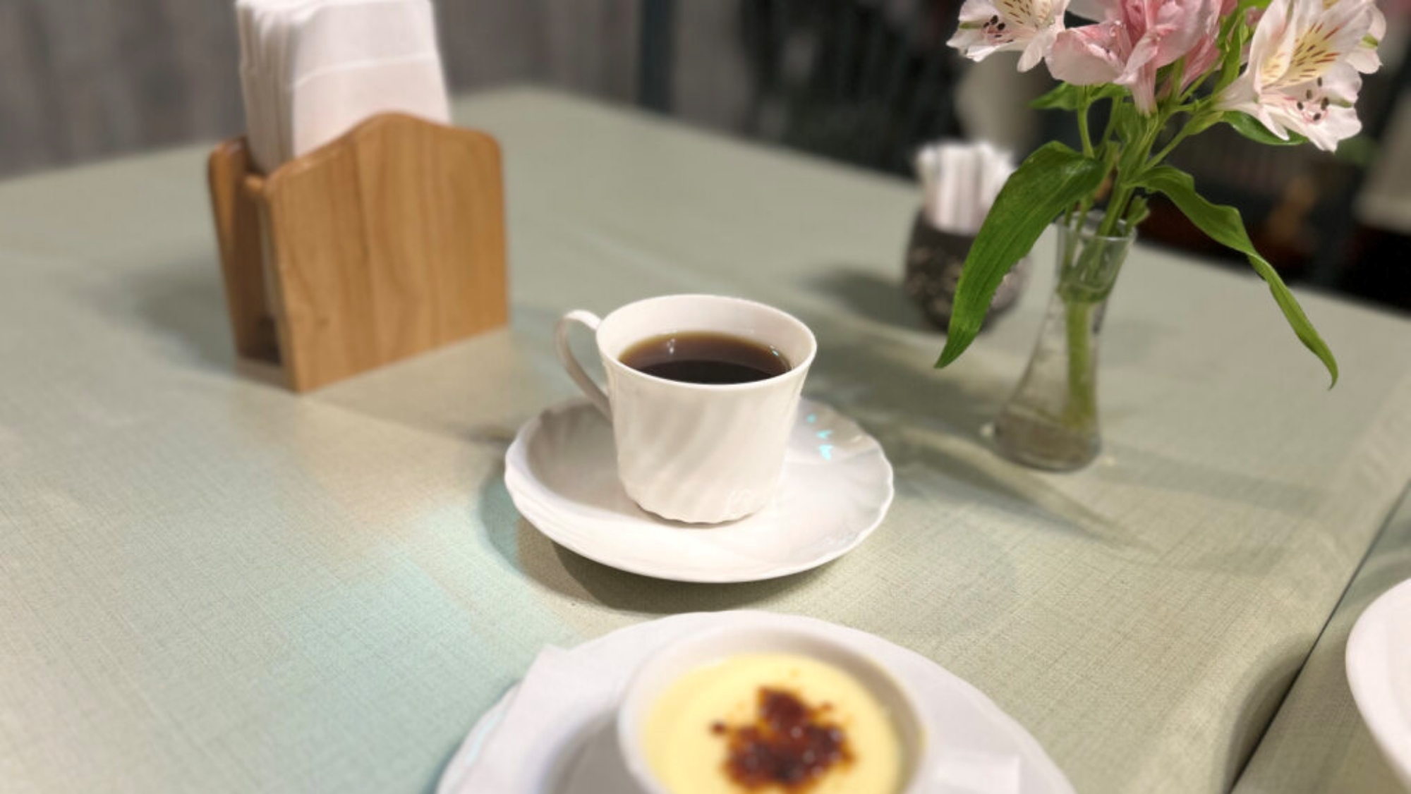 ＊コーヒー（一例）食後にコーヒーをお出ししています。デザートと共にお楽しみください