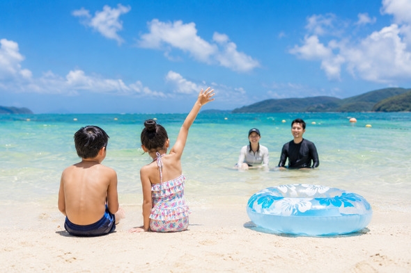 「手ぶらで夏満喫！海水浴×砂浜BBQ×大浴場 無料送迎付きファミリープラン〈1泊3食付〉」☆