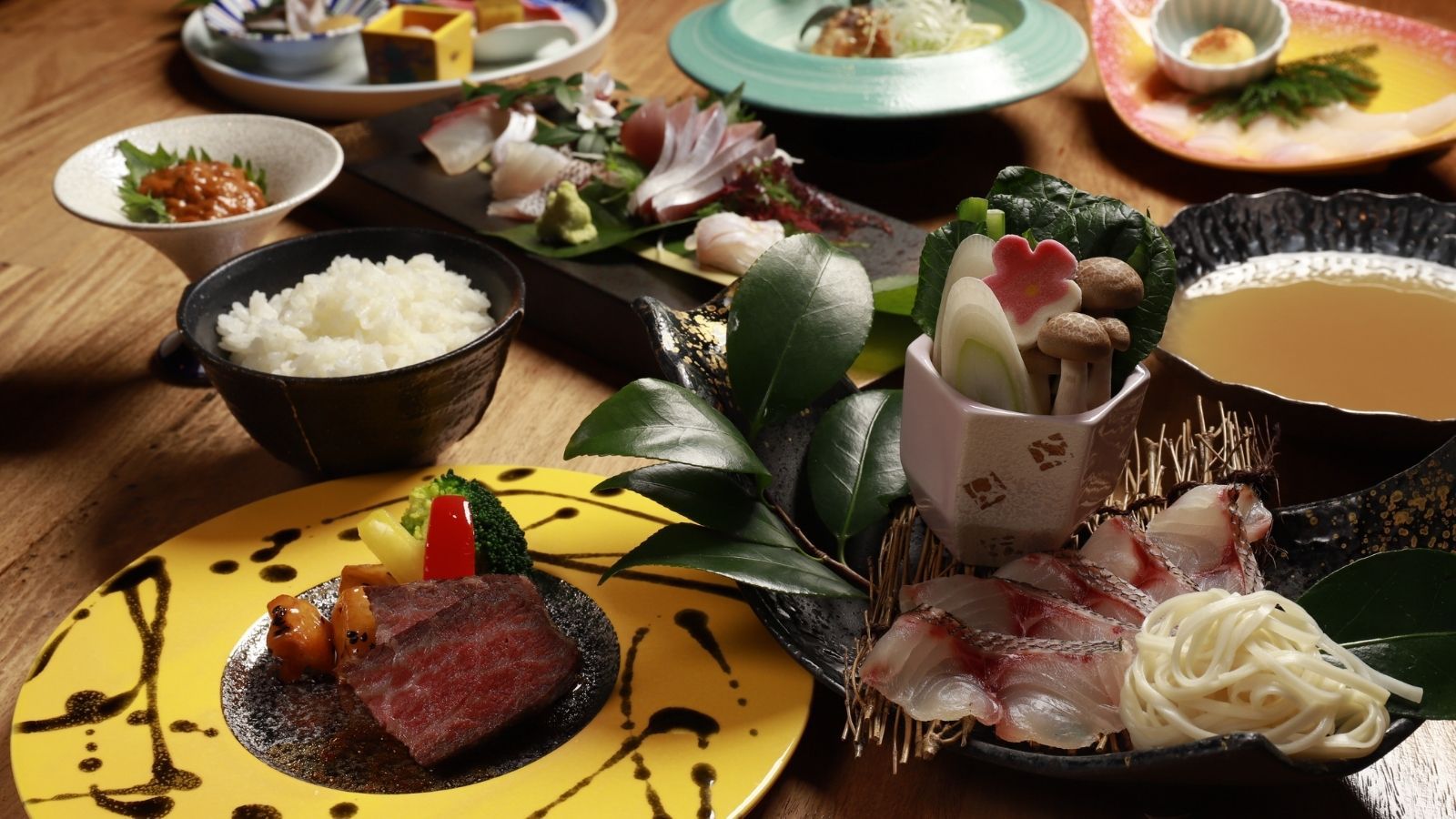 【直前割｜スタンダード｜島三昧会席】名物雲丹しゃぶなどのに島の新鮮な食材を使った料理の数々