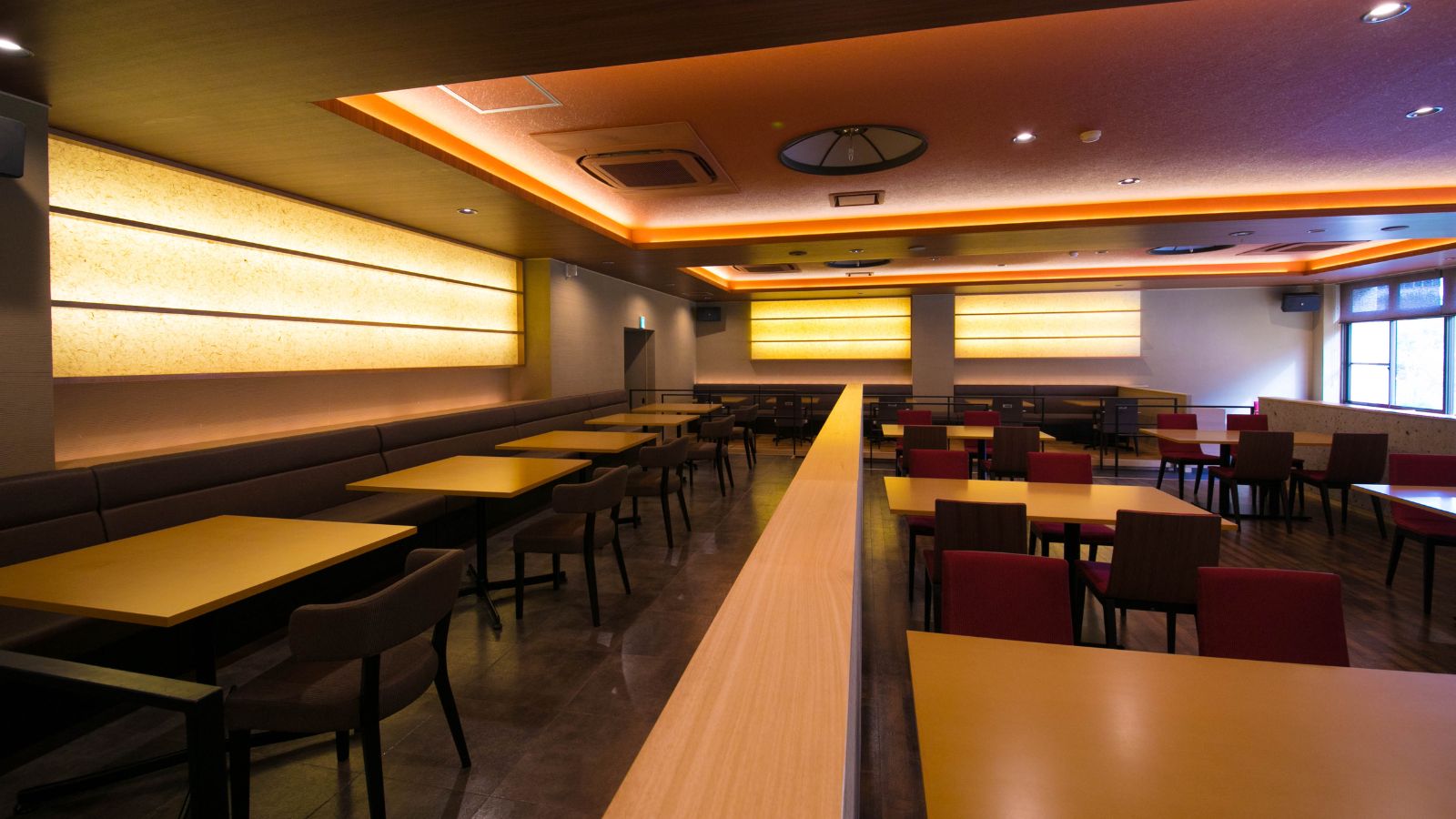 【炉端劇場"舞"】